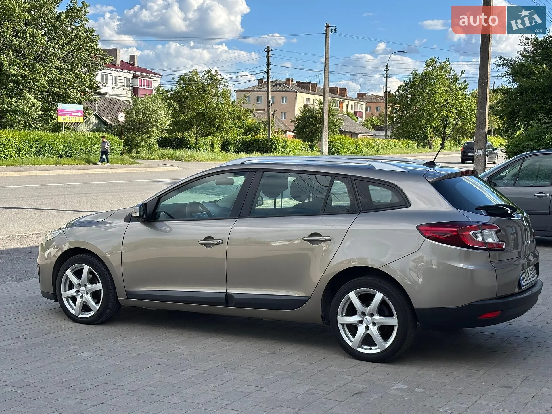 2012 Renault Megane - мініатюра 11