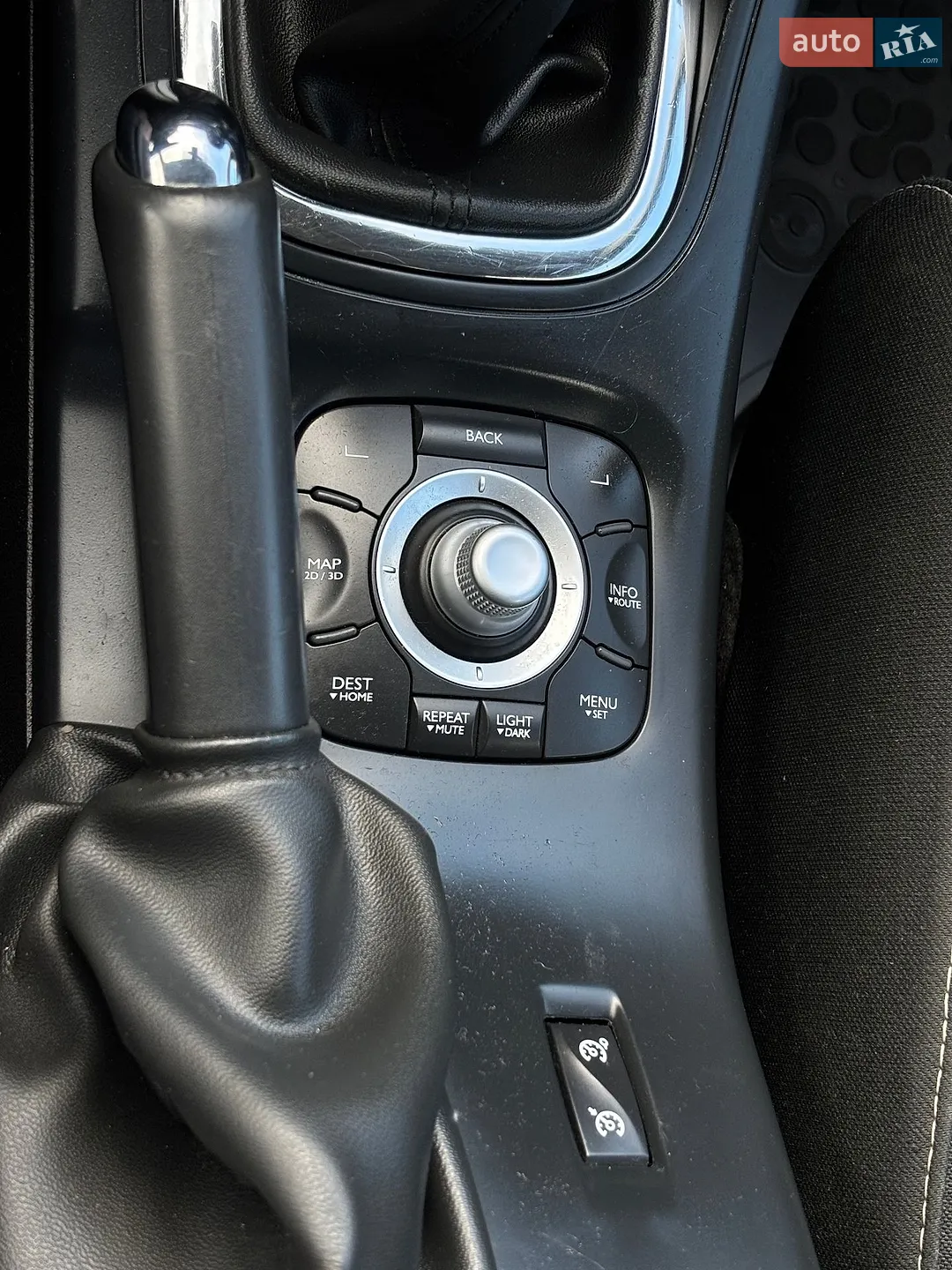 2012 Renault Megane - мініатюра 82