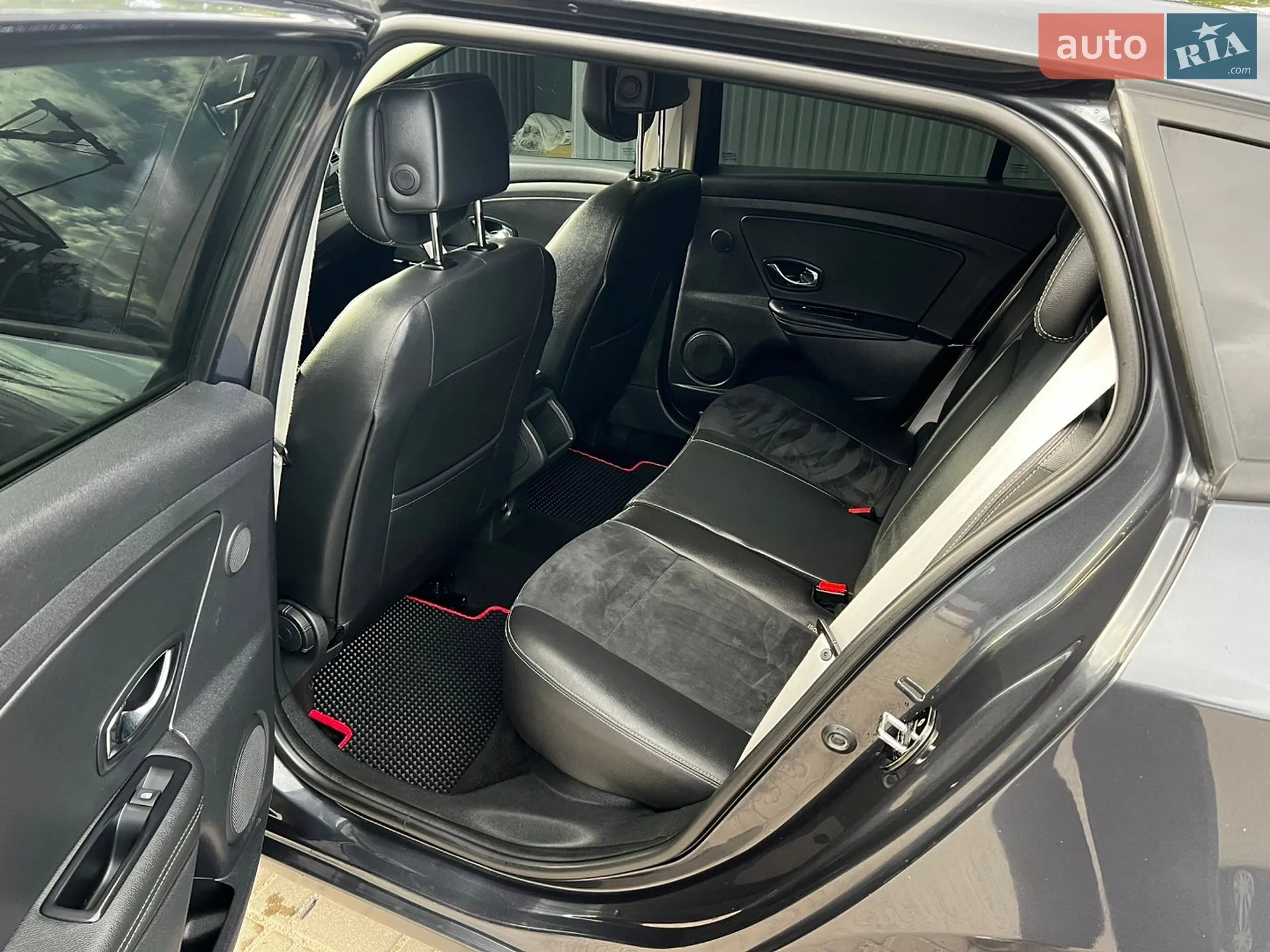 2012 Renault Megane - мініатюра 9