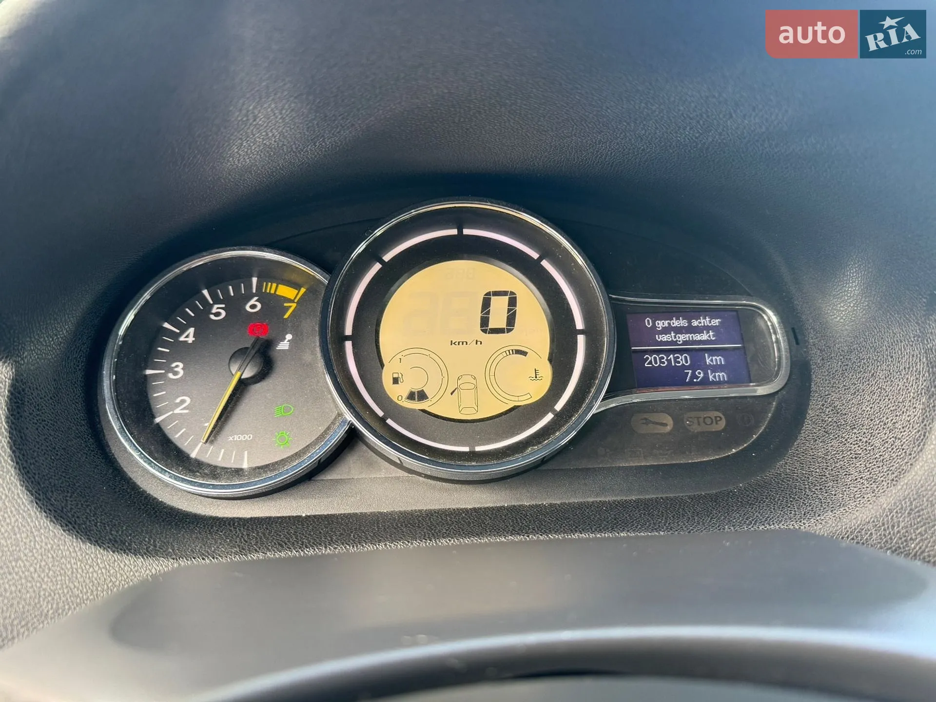 2010 Renault Megane - мініатюра 10