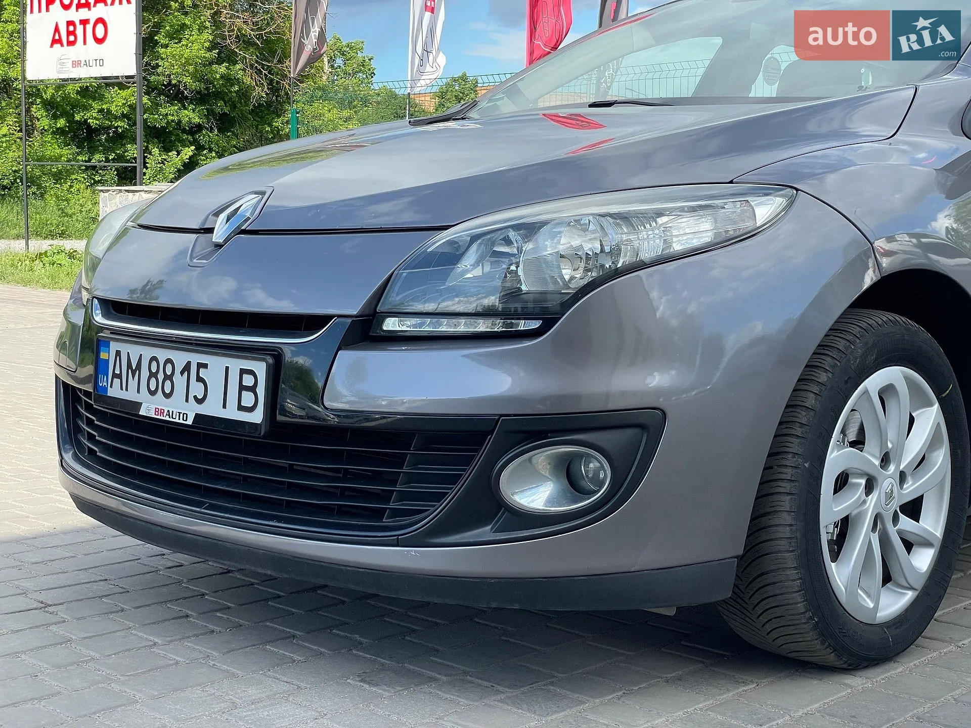 2012 Renault Megane - мініатюра 11