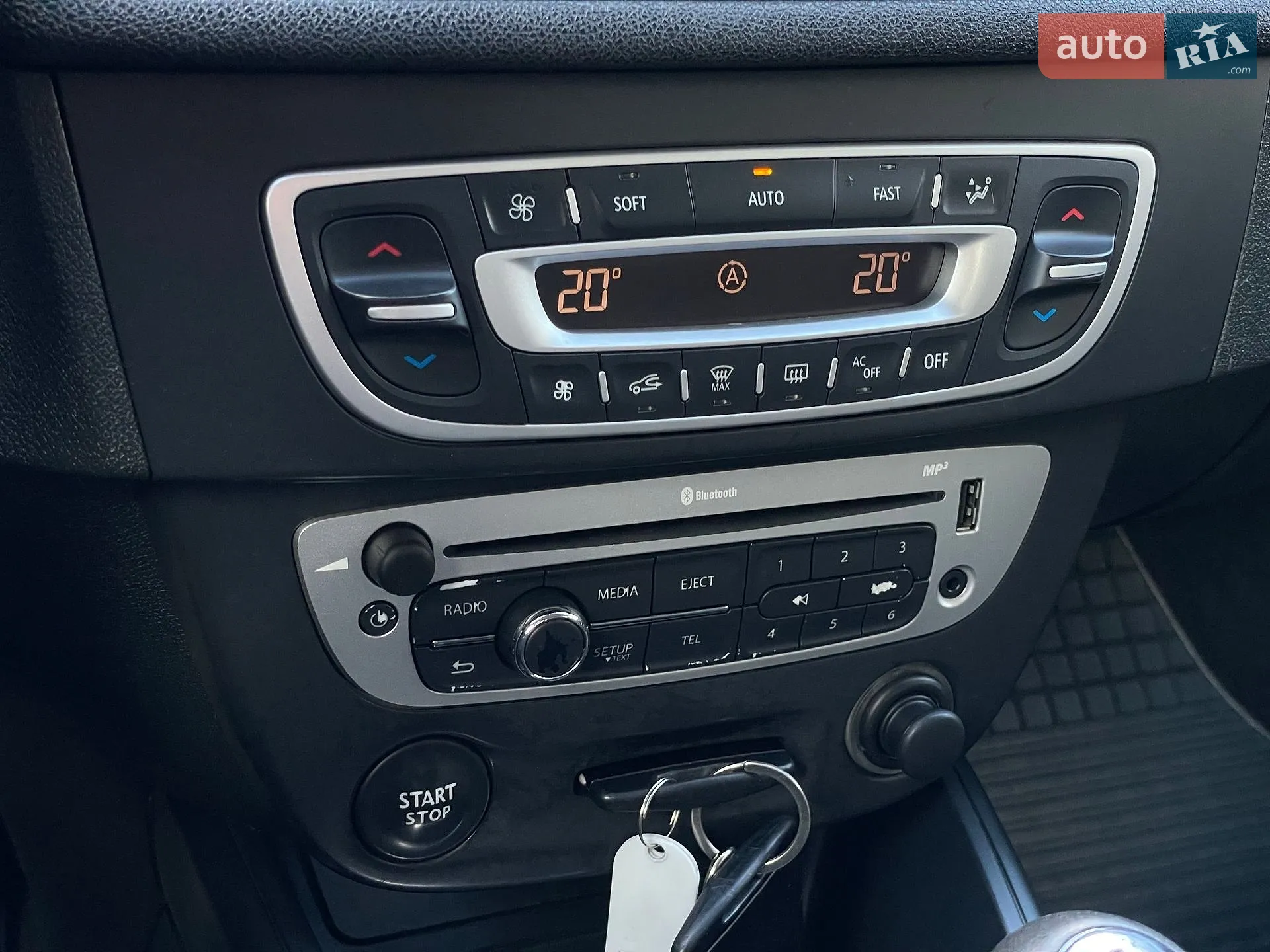2012 Renault Megane - мініатюра 52