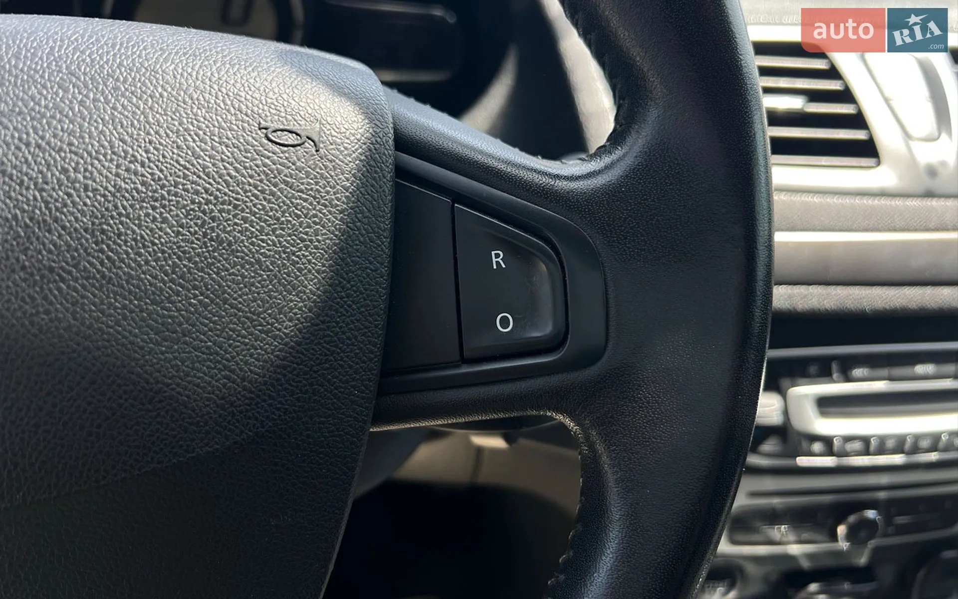2014 Renault Megane - мініатюра 12