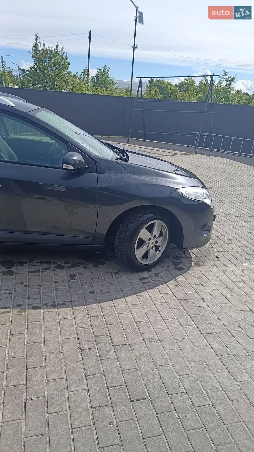 2010 Renault Megane - мініатюра 2