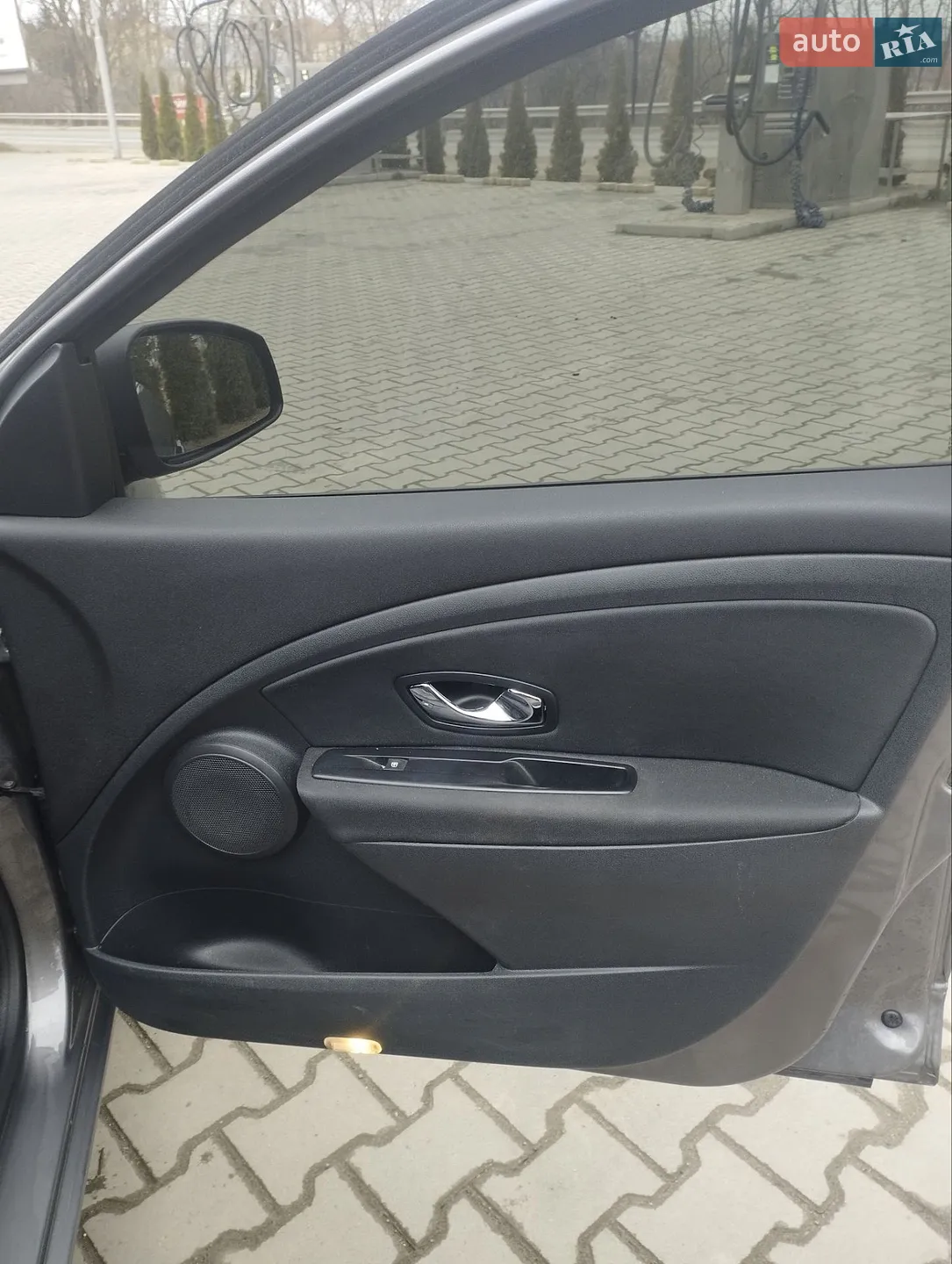 2012 Renault Megane - мініатюра 11