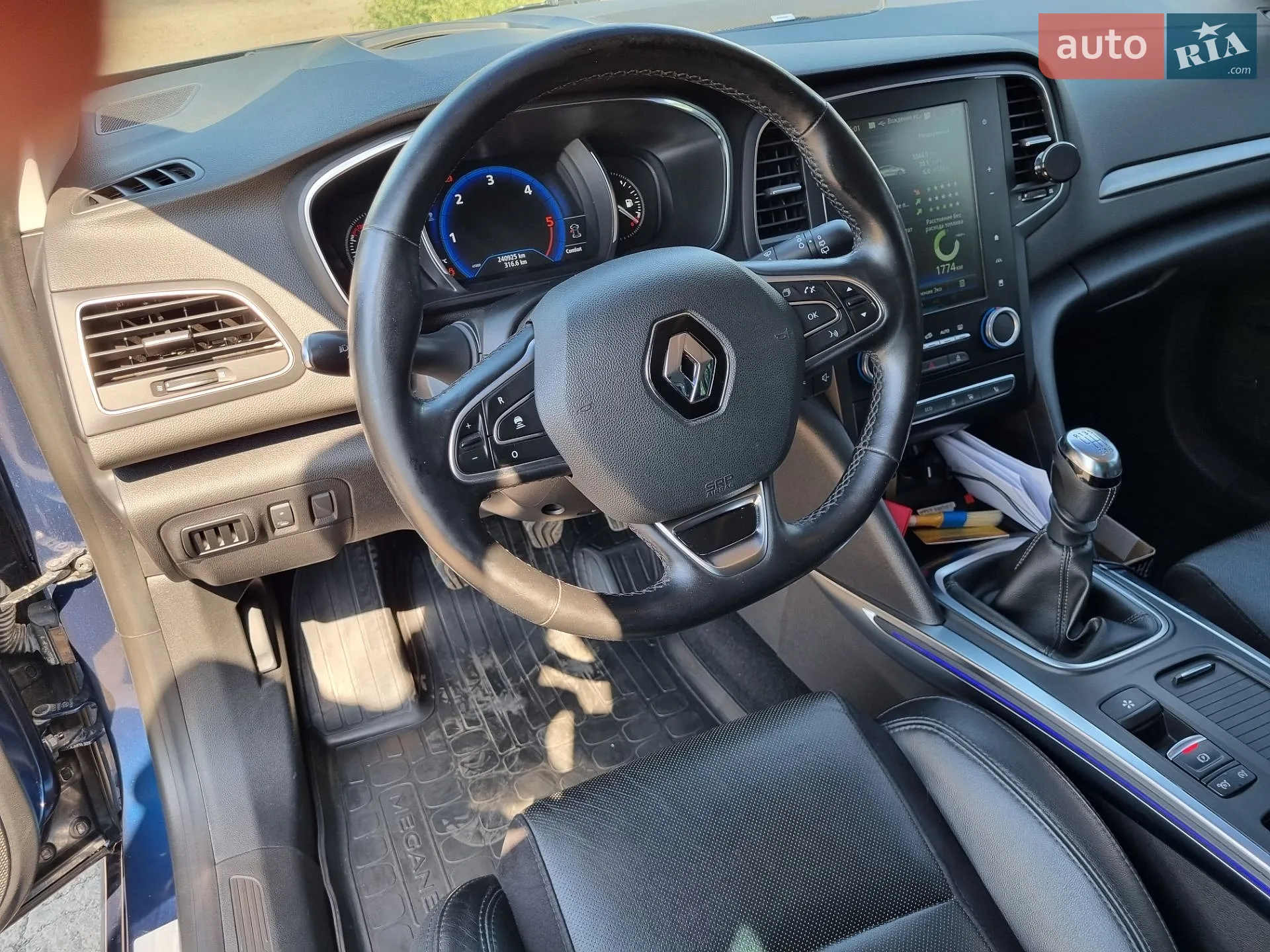 2016 Renault Megane - мініатюра 25
