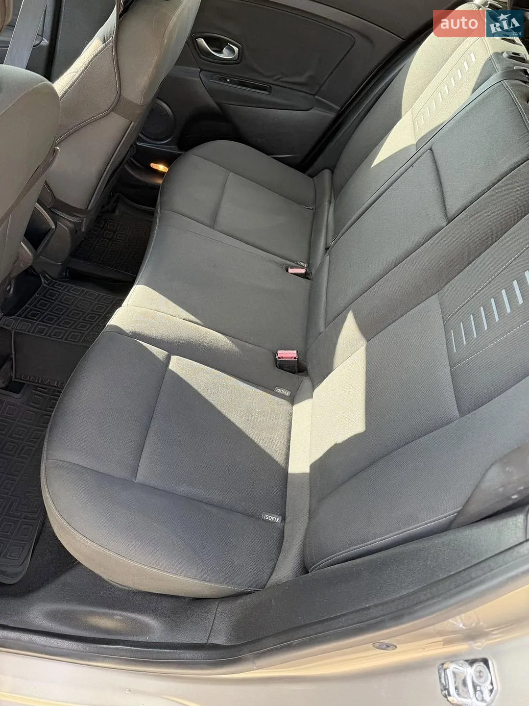 2010 Renault Megane - мініатюра 9
