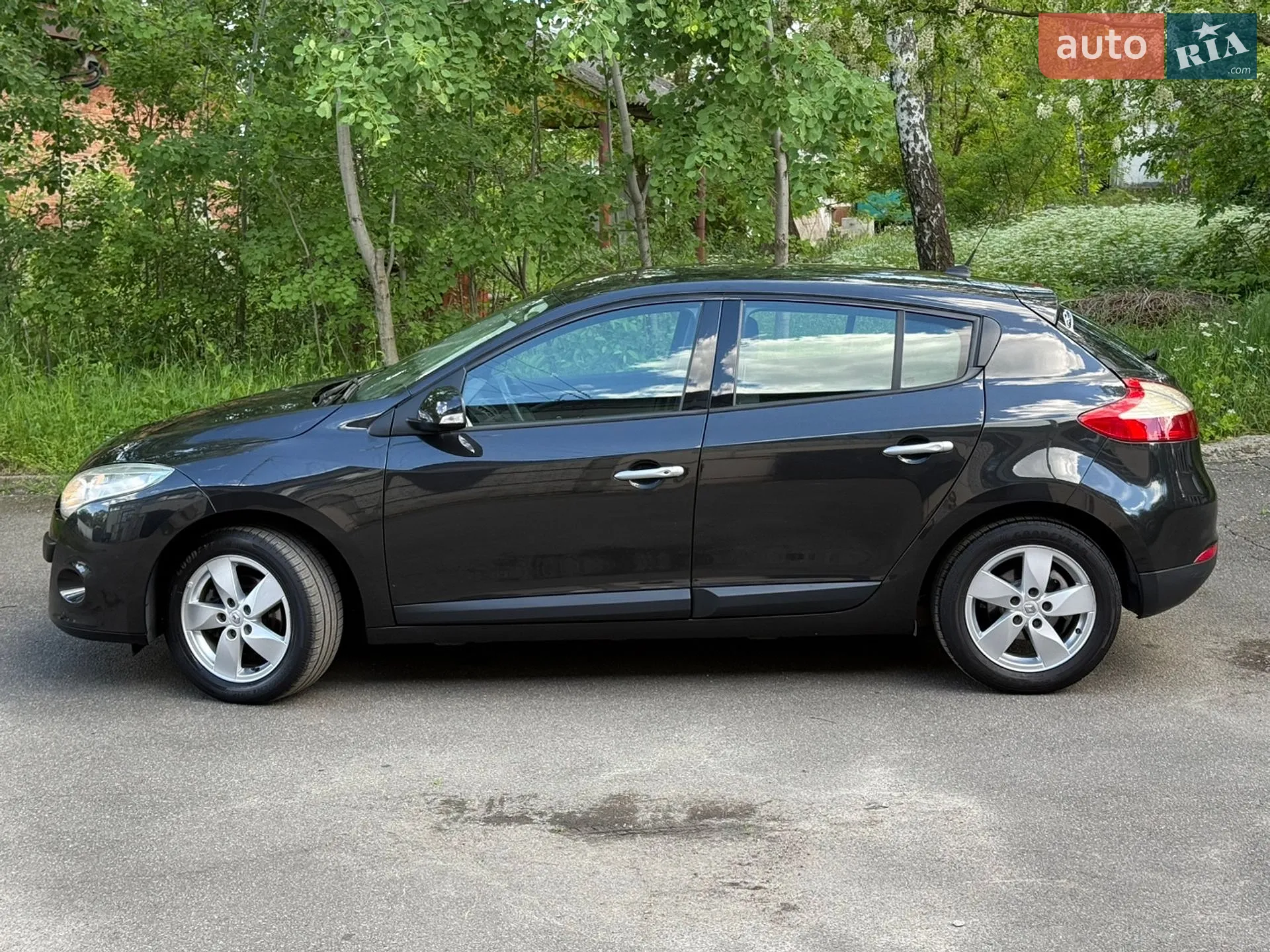2010 Renault Megane - мініатюра 2