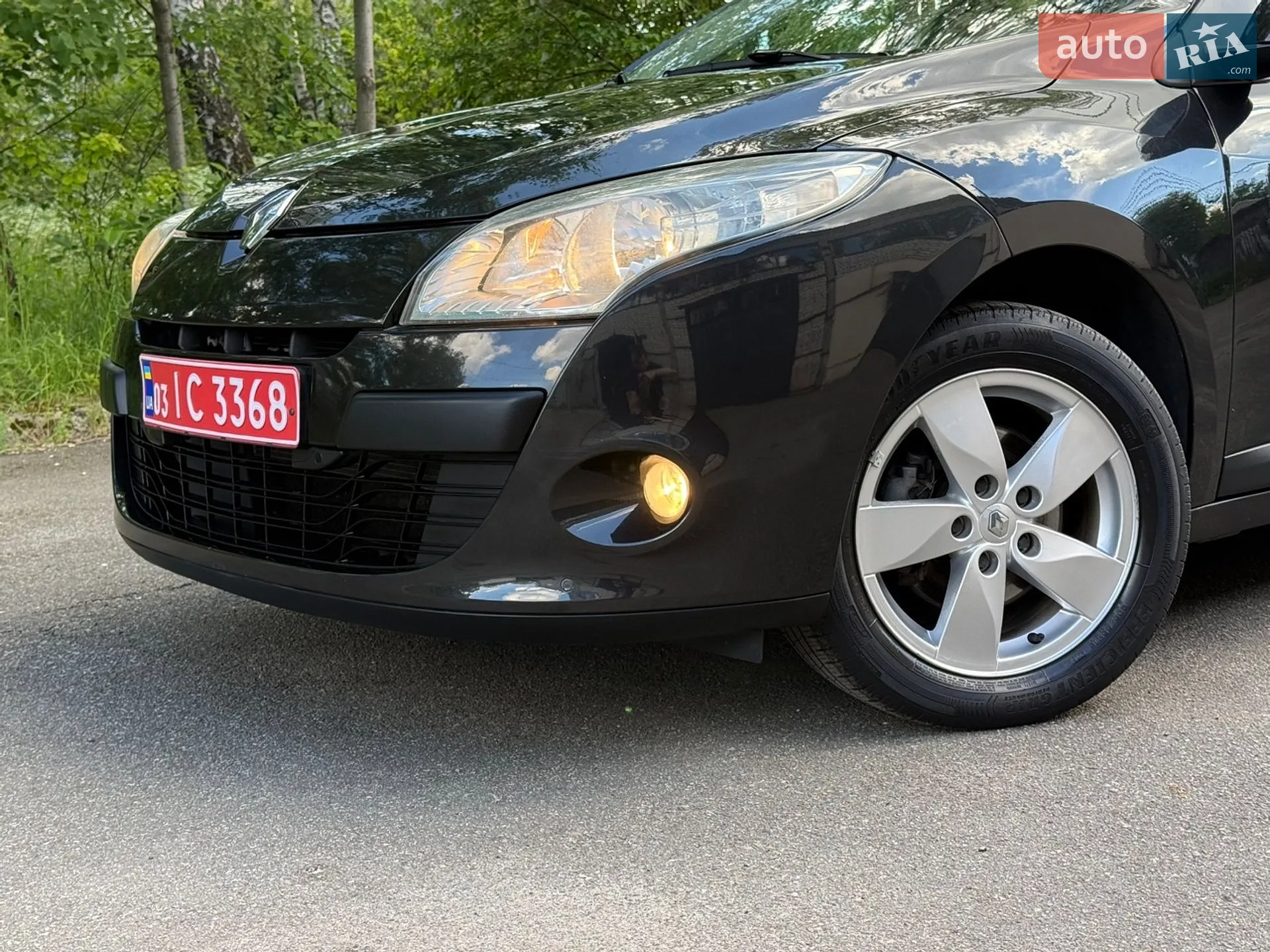 2010 Renault Megane - мініатюра 15