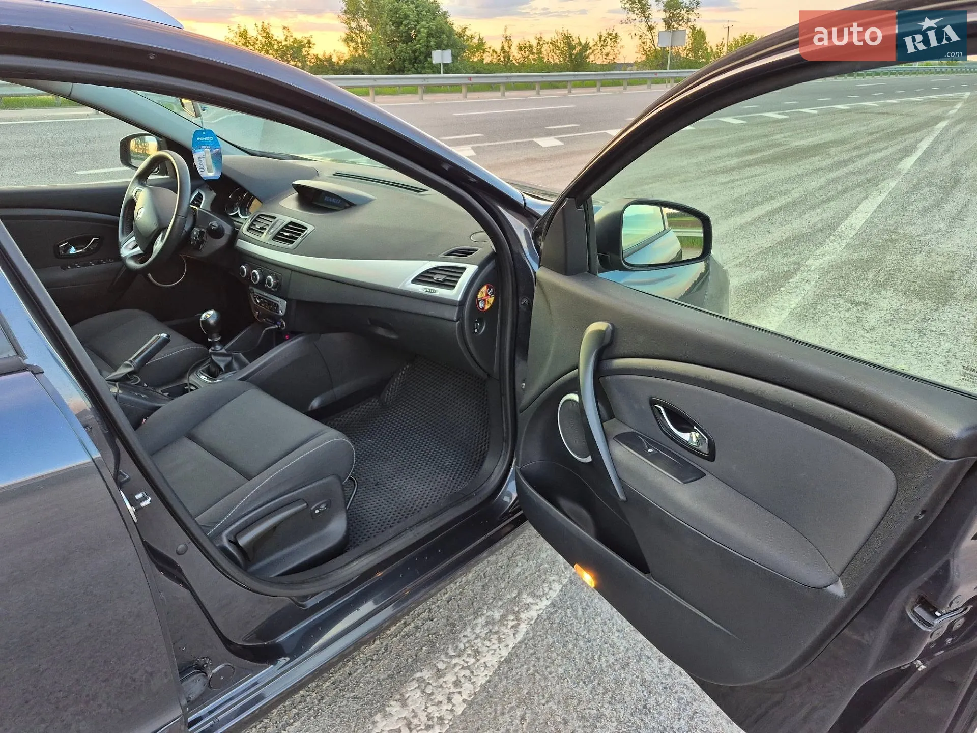 2012 Renault Megane - мініатюра 8