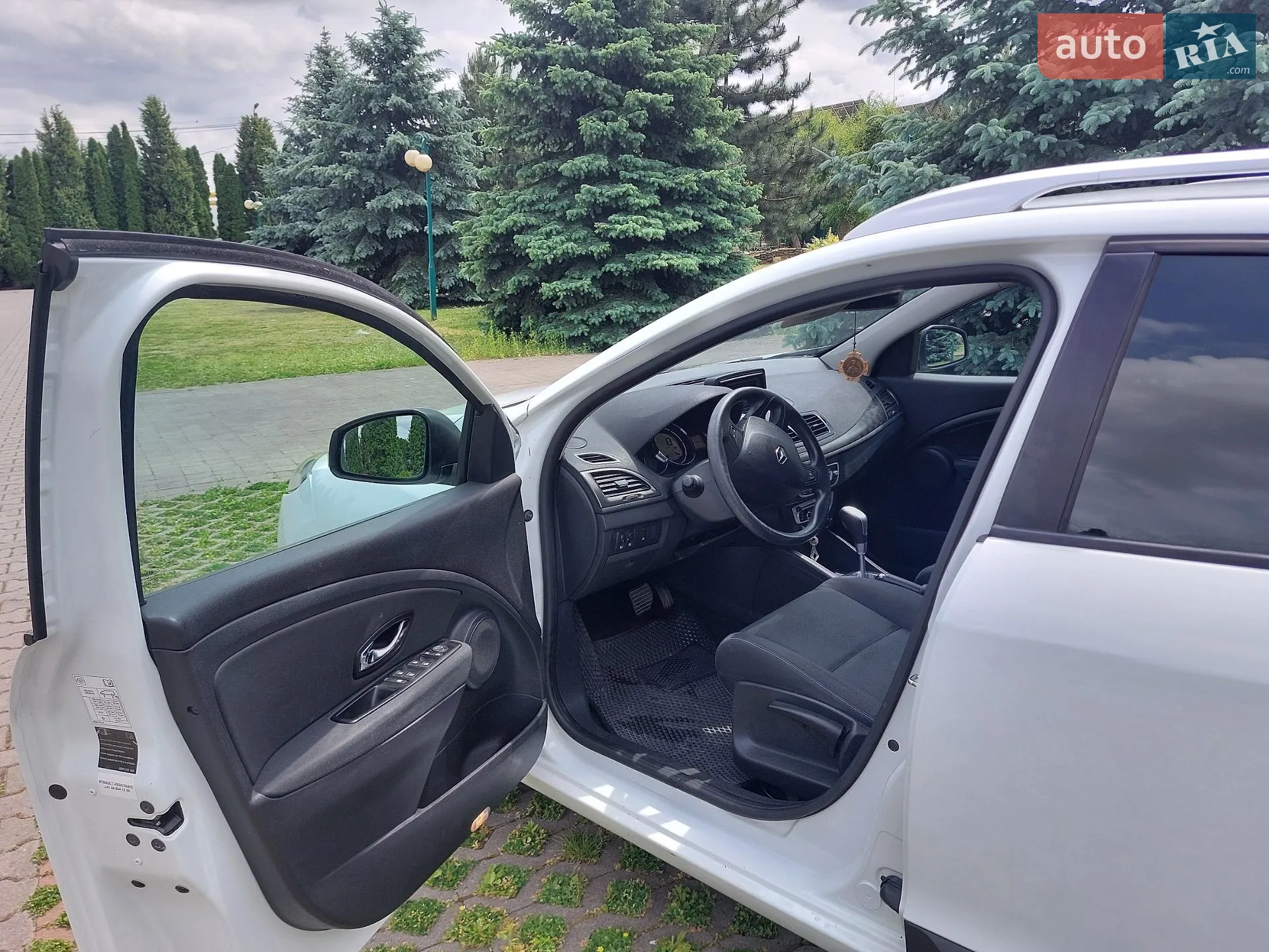 2012 Renault Megane - мініатюра 13