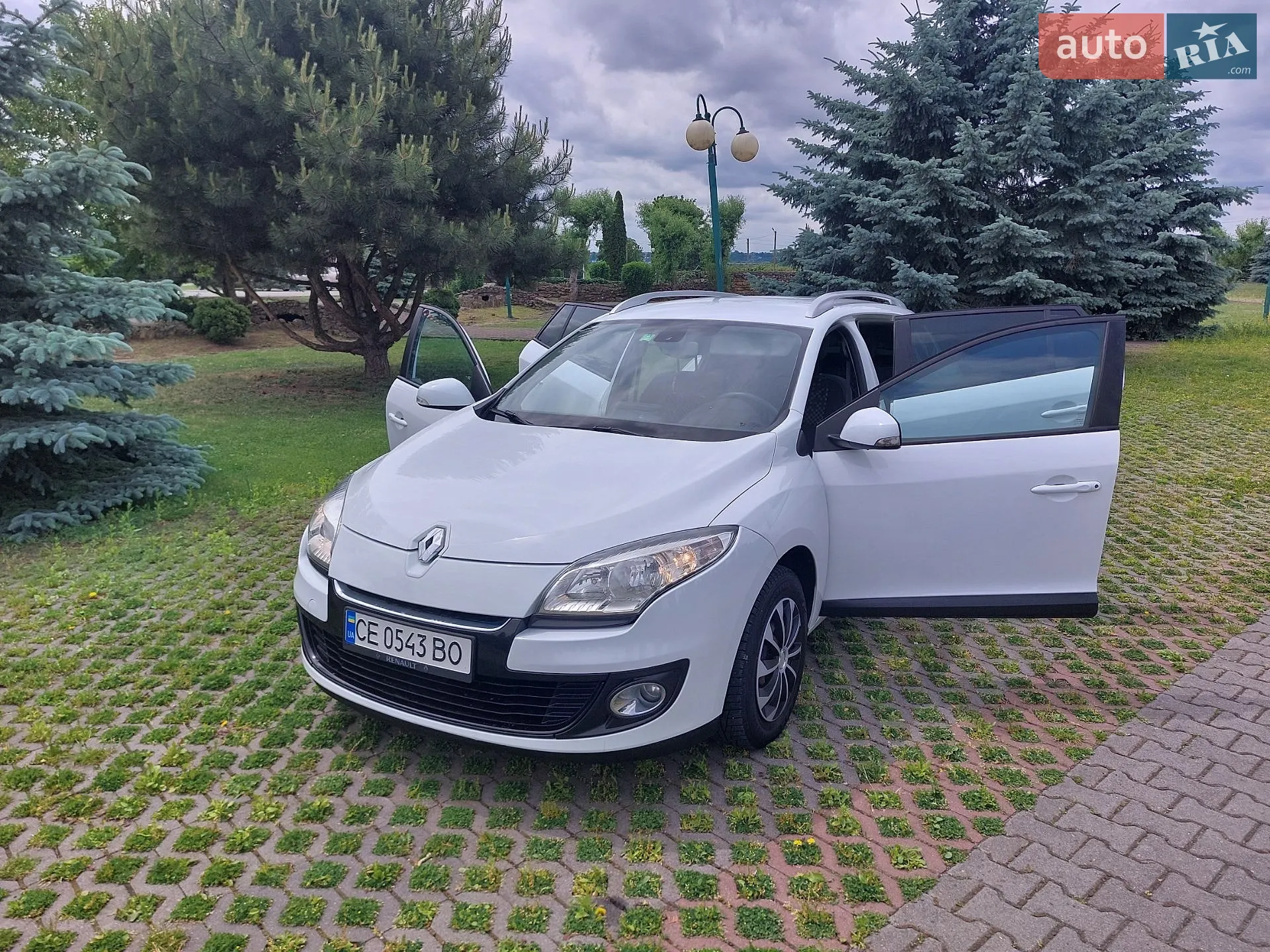 2012 Renault Megane - мініатюра 12
