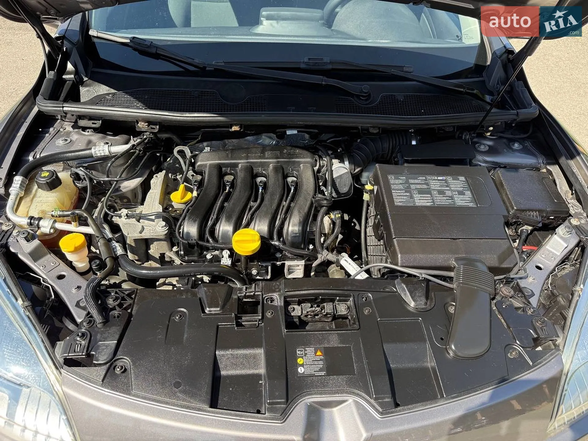 2010 Renault Megane - мініатюра 19