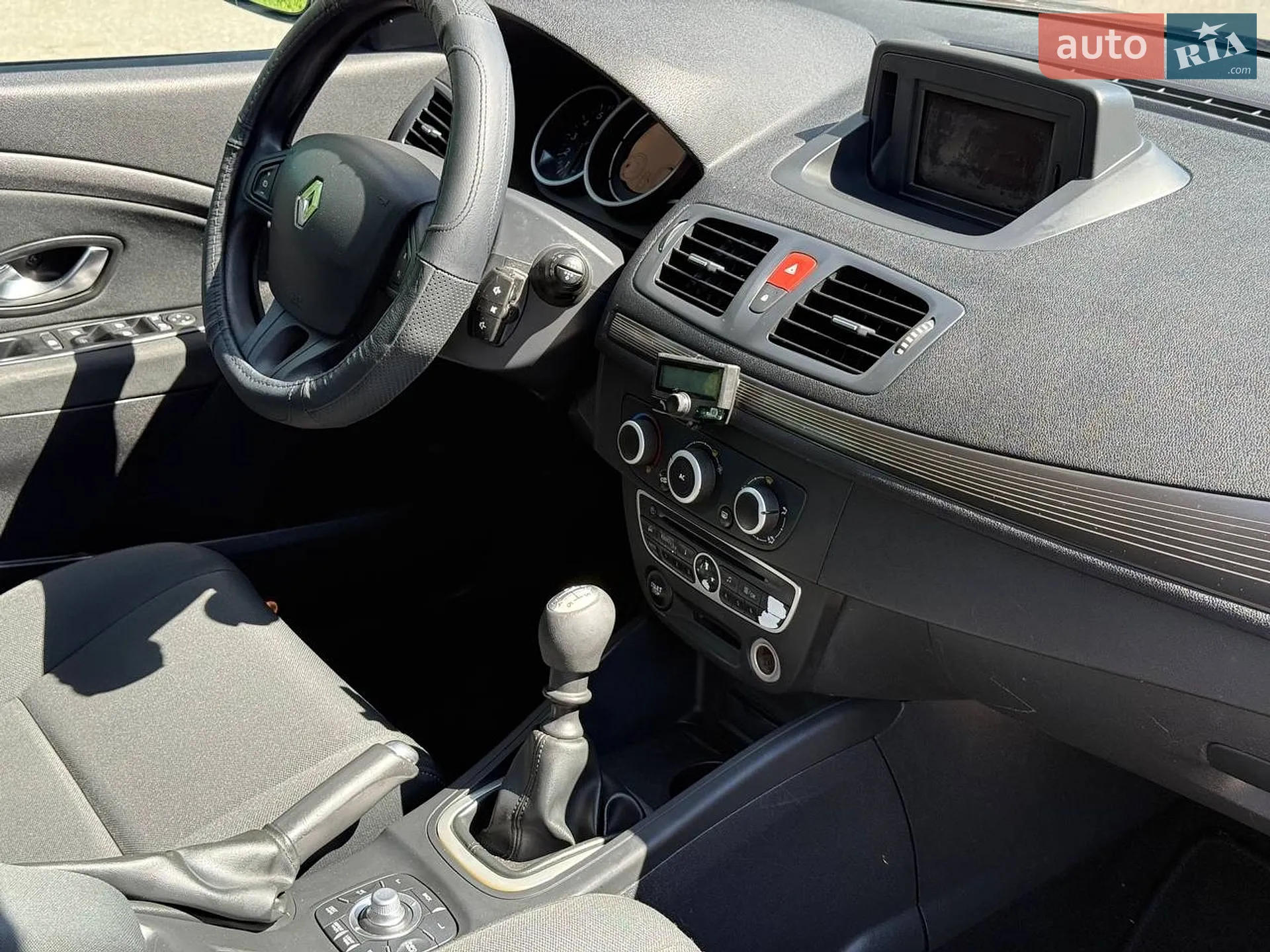 2010 Renault Megane - мініатюра 29