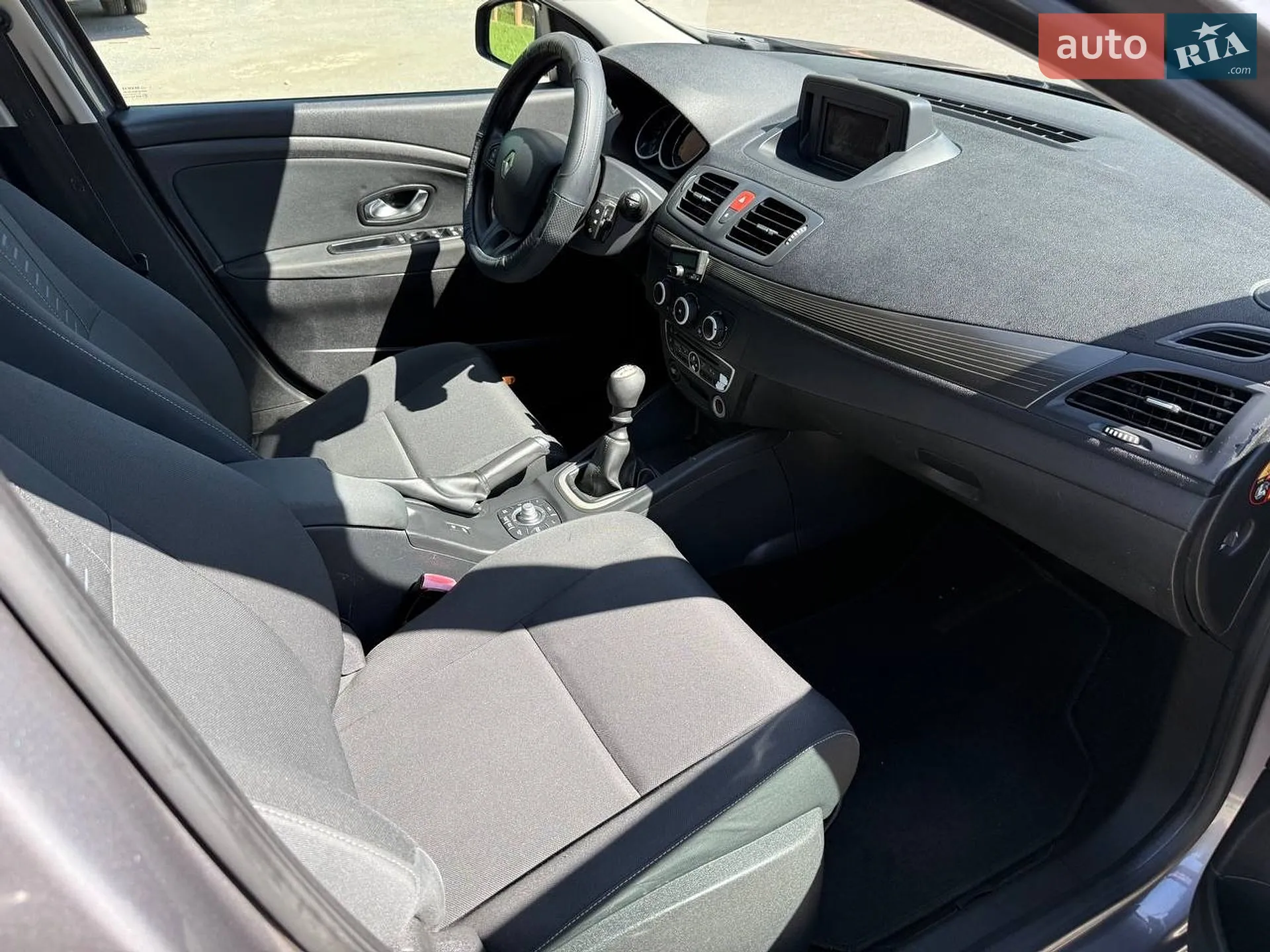 2010 Renault Megane - мініатюра 31