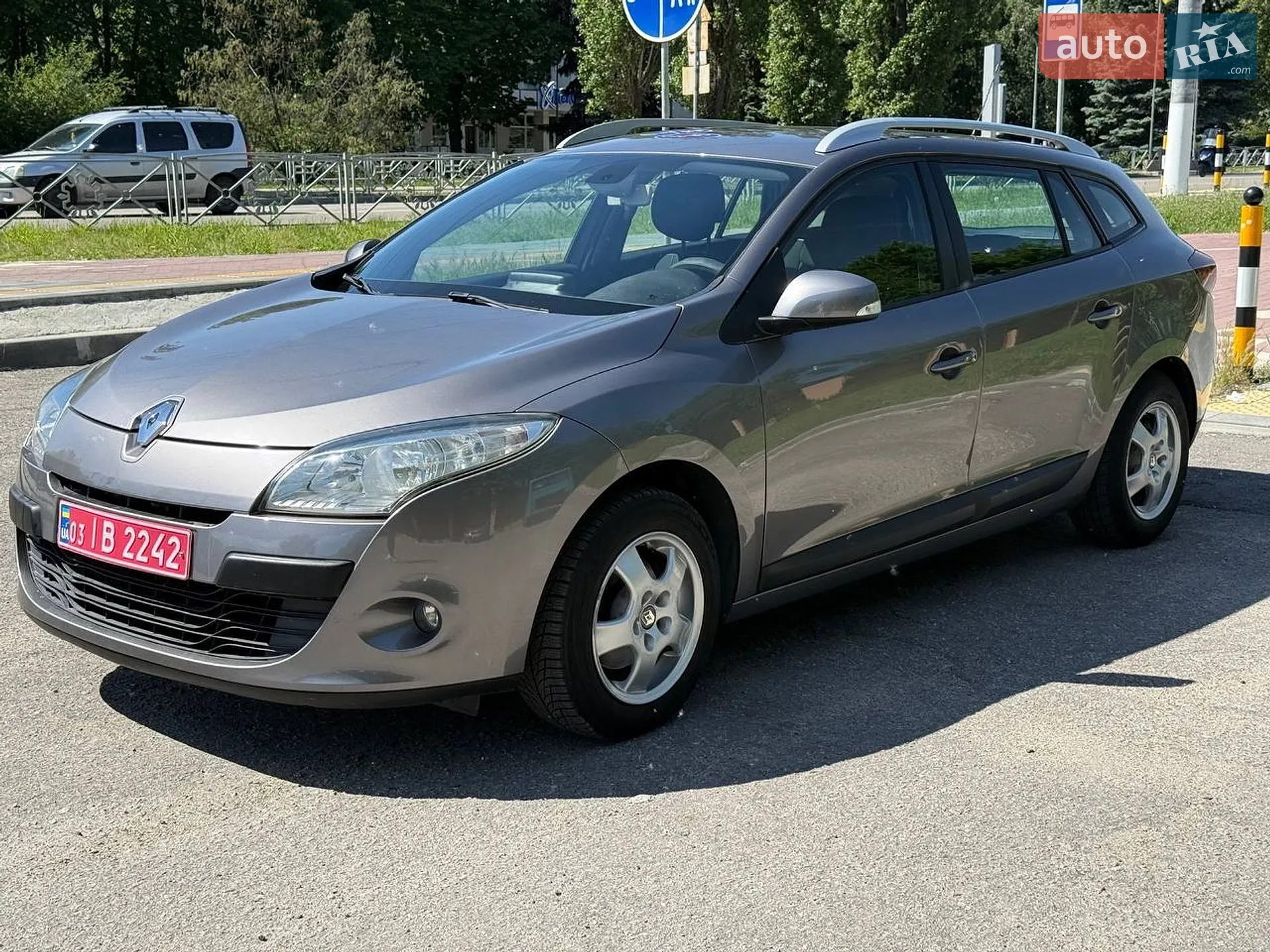 2010 Renault Megane - мініатюра 2