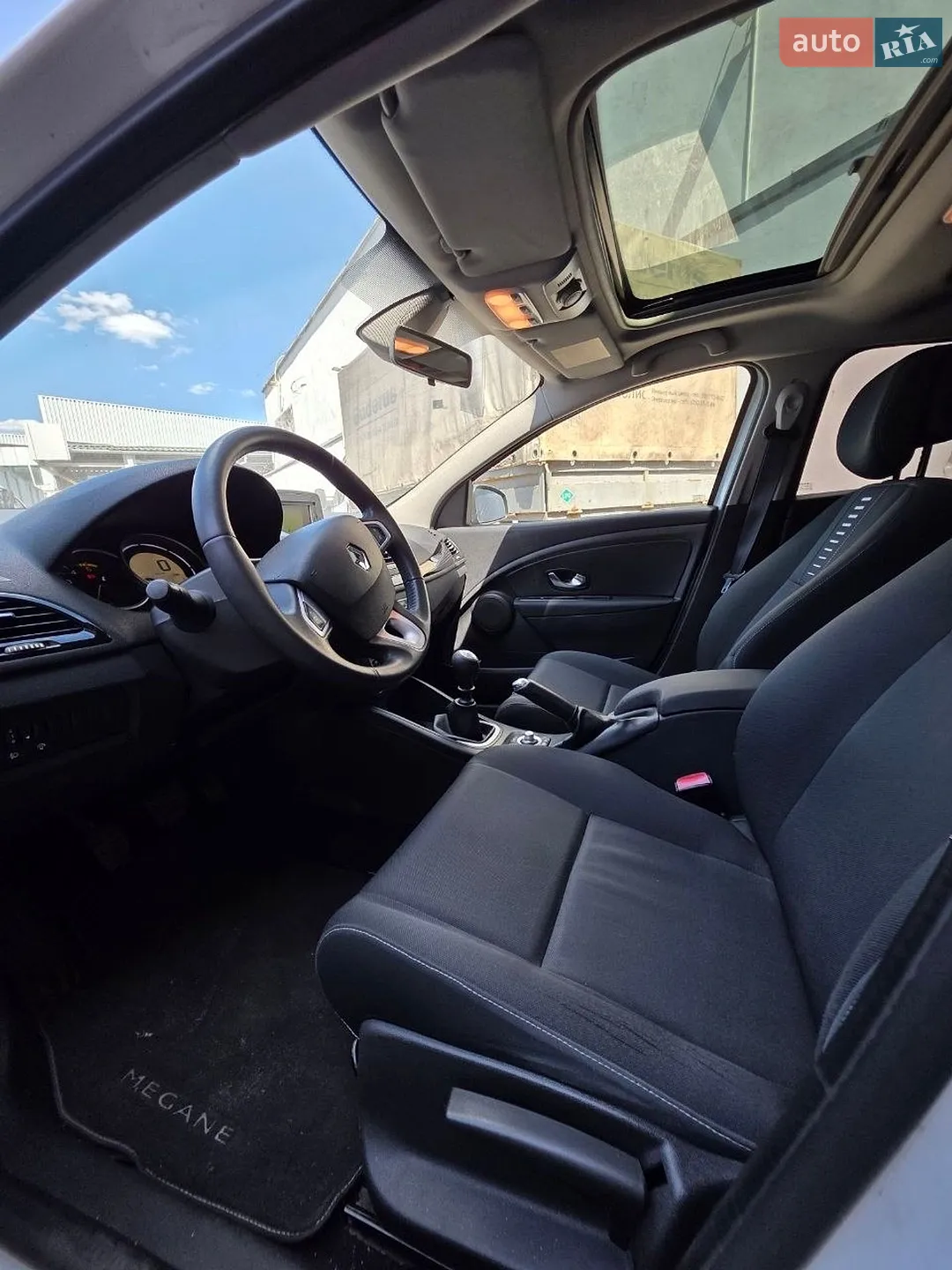 2011 Renault Megane - мініатюра 14
