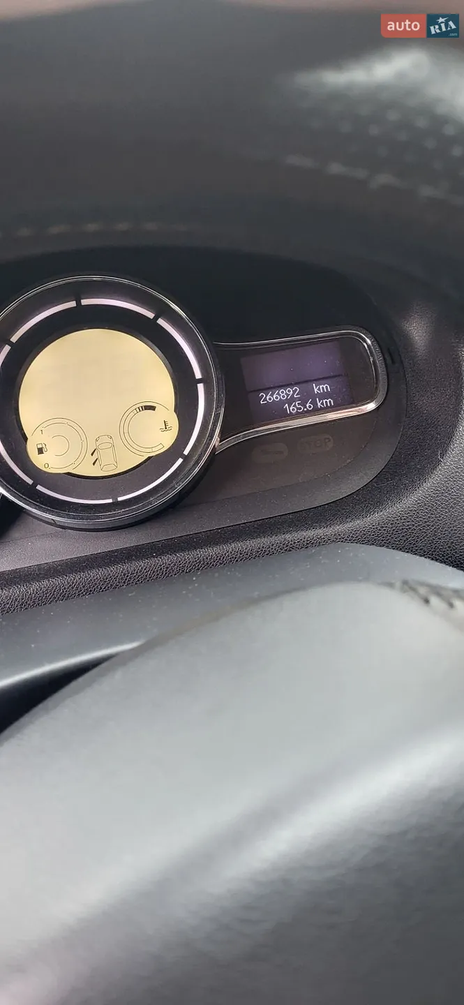 2010 Renault Megane - мініатюра 10