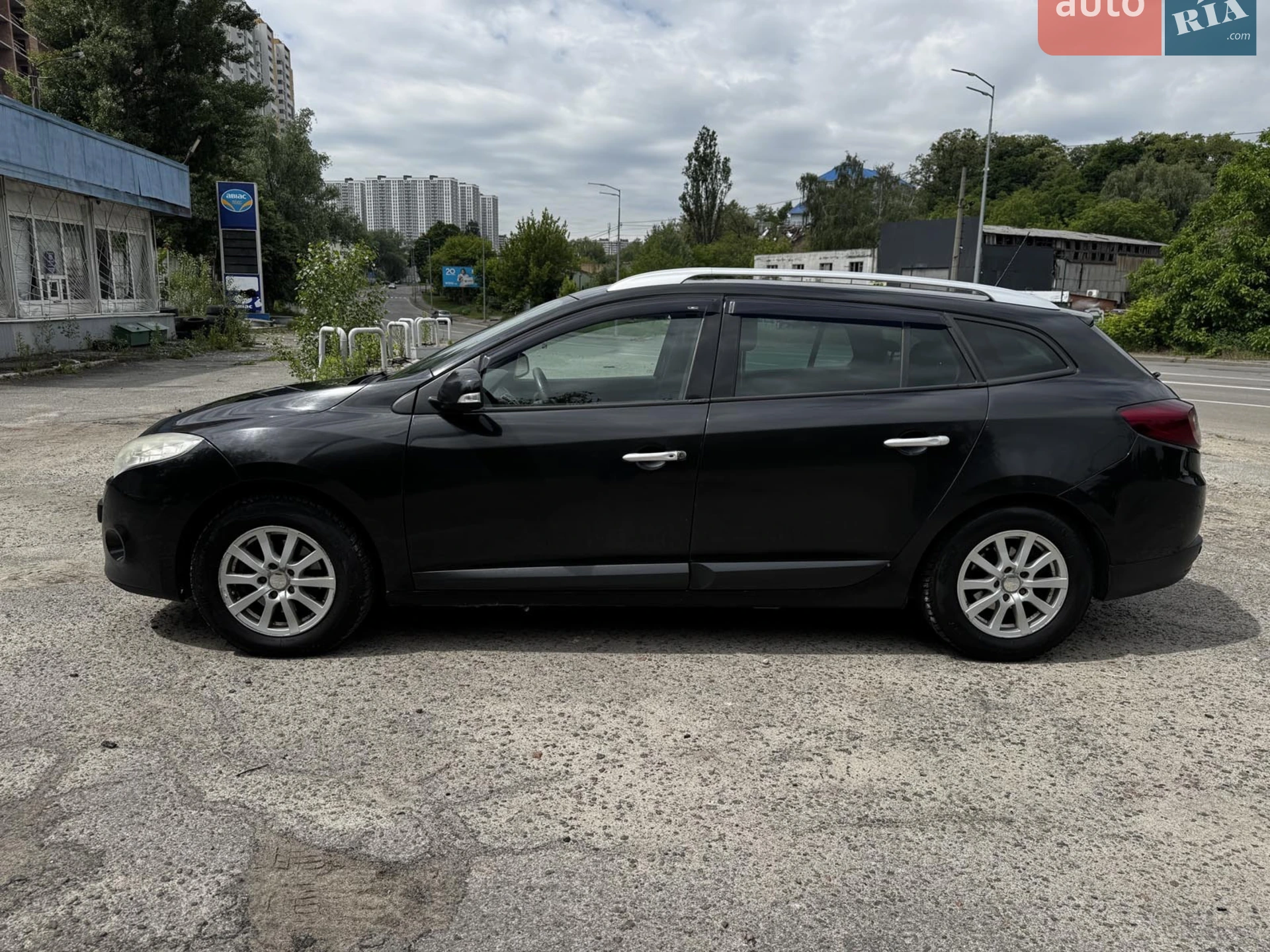 2010 Renault Megane - мініатюра 21