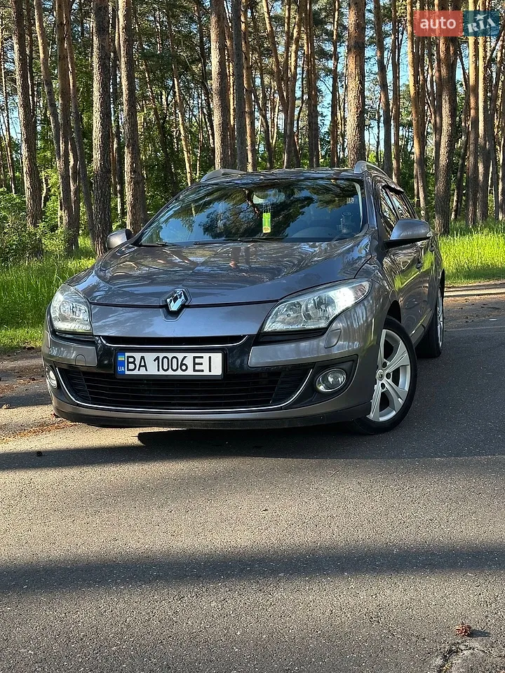 2012 Renault Megane - мініатюра 12