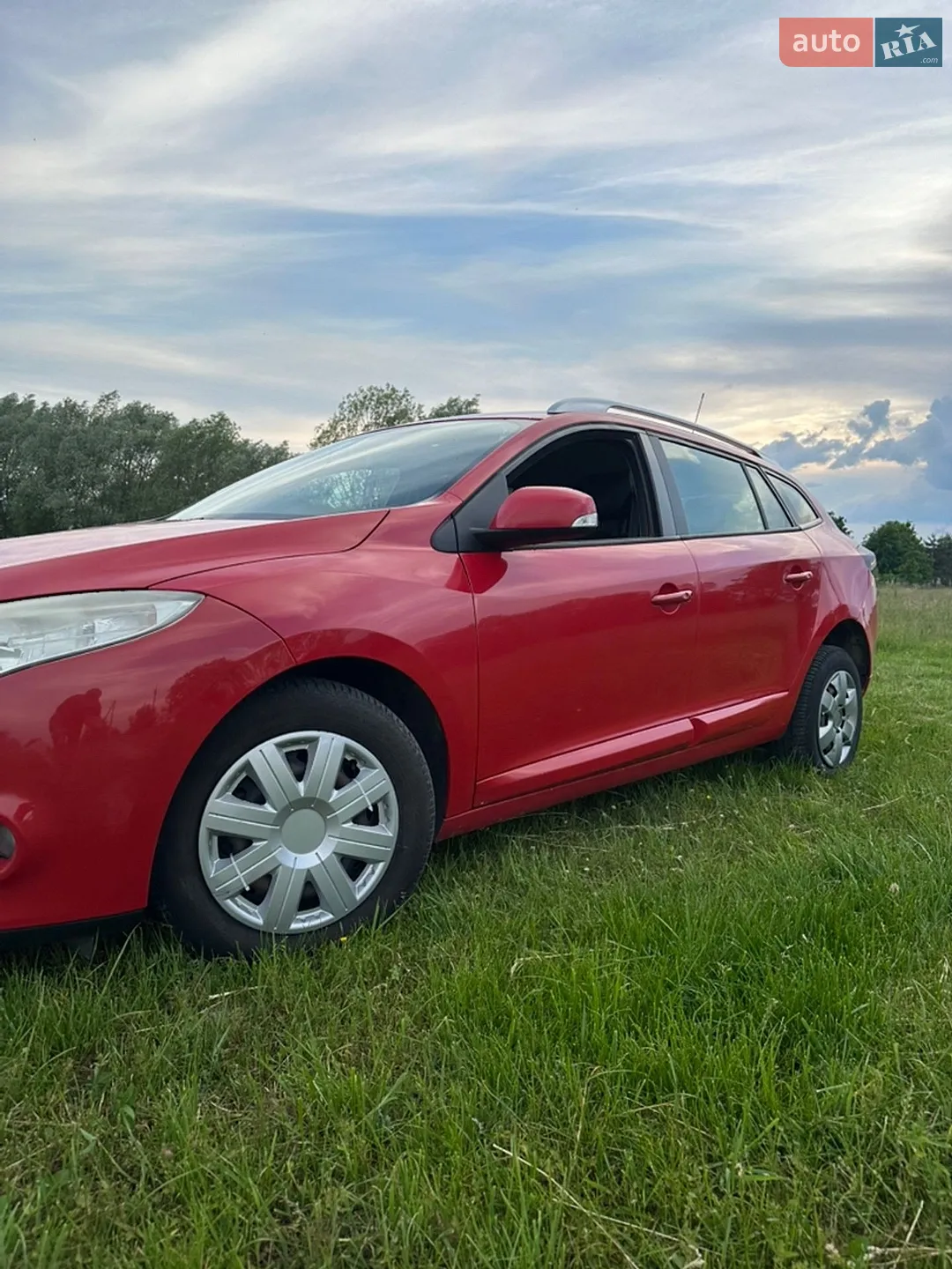 2010 Renault Megane - мініатюра 11