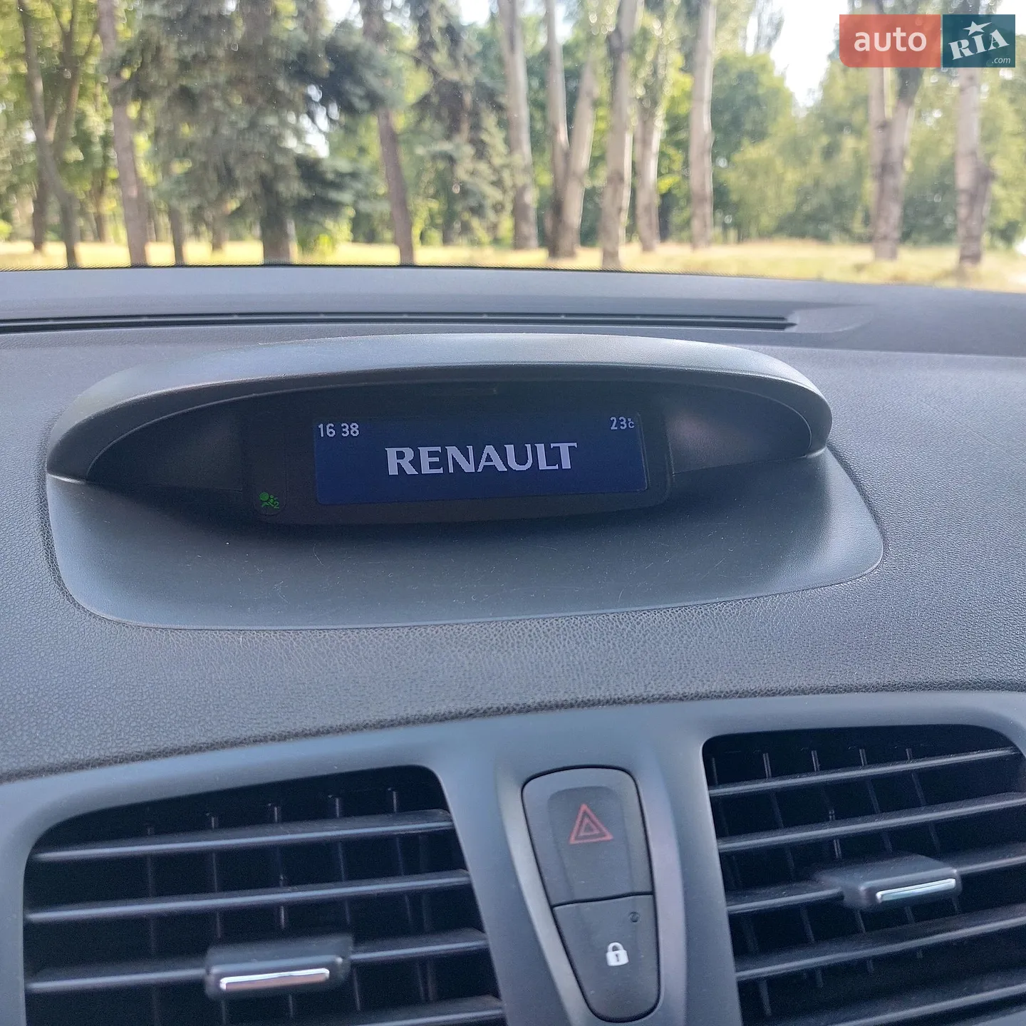 2013 Renault Megane - мініатюра 26