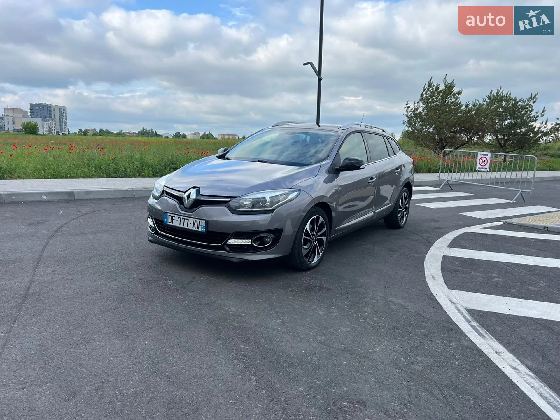 2014 Renault Megane - мініатюра 2