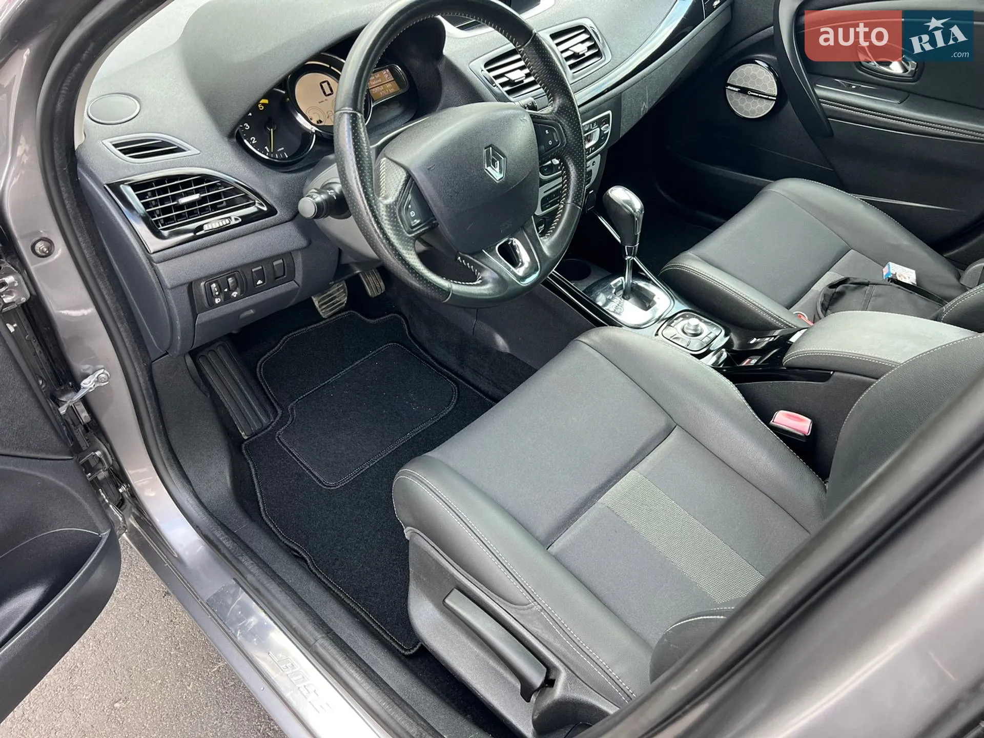 2014 Renault Megane - мініатюра 16