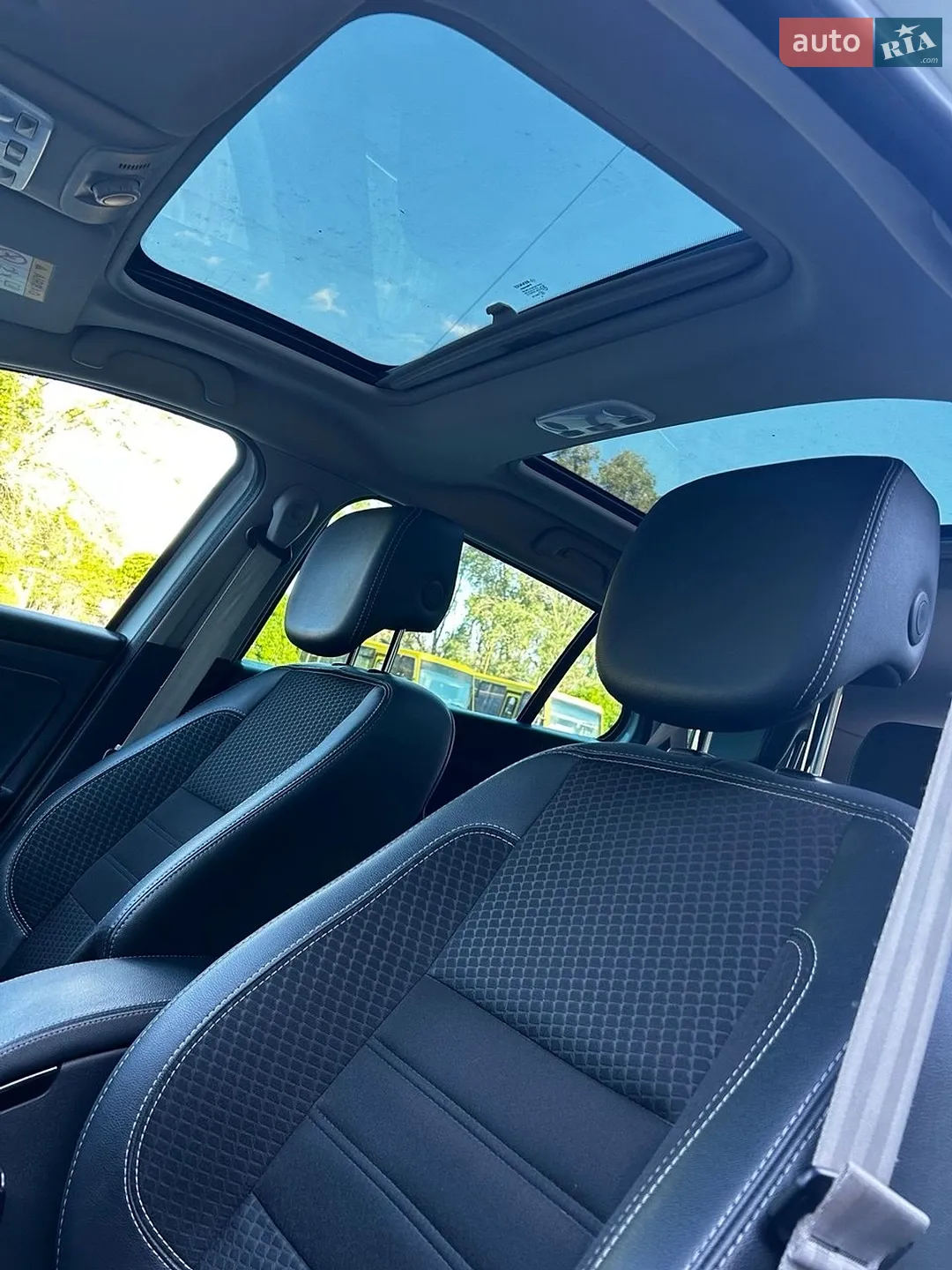 2015 Renault Megane - мініатюра 17