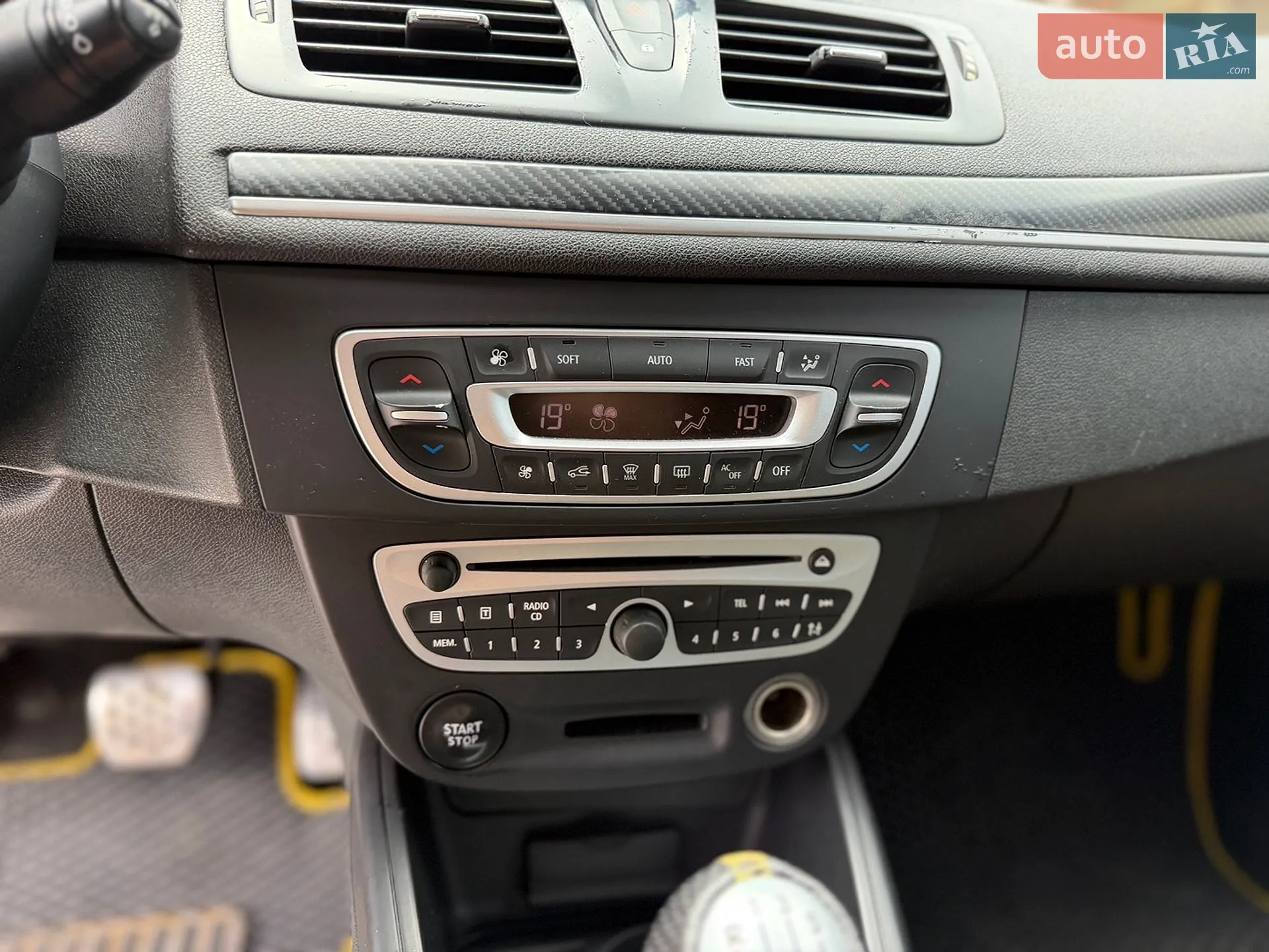 2012 Renault Megane - мініатюра 16
