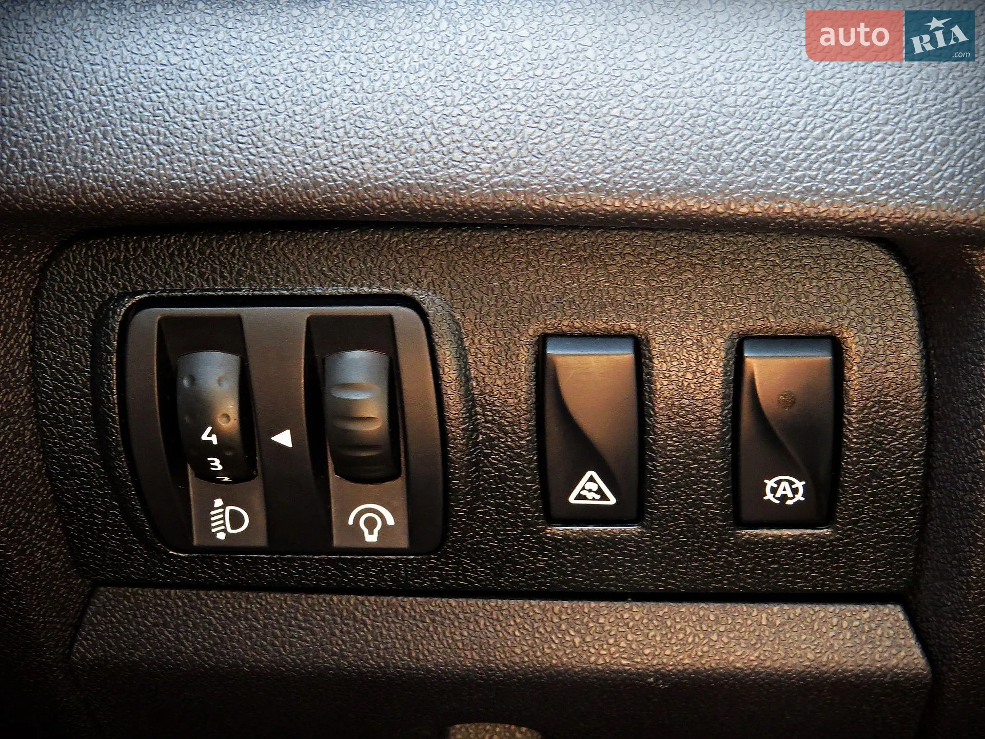 2014 Renault Megane - мініатюра 9