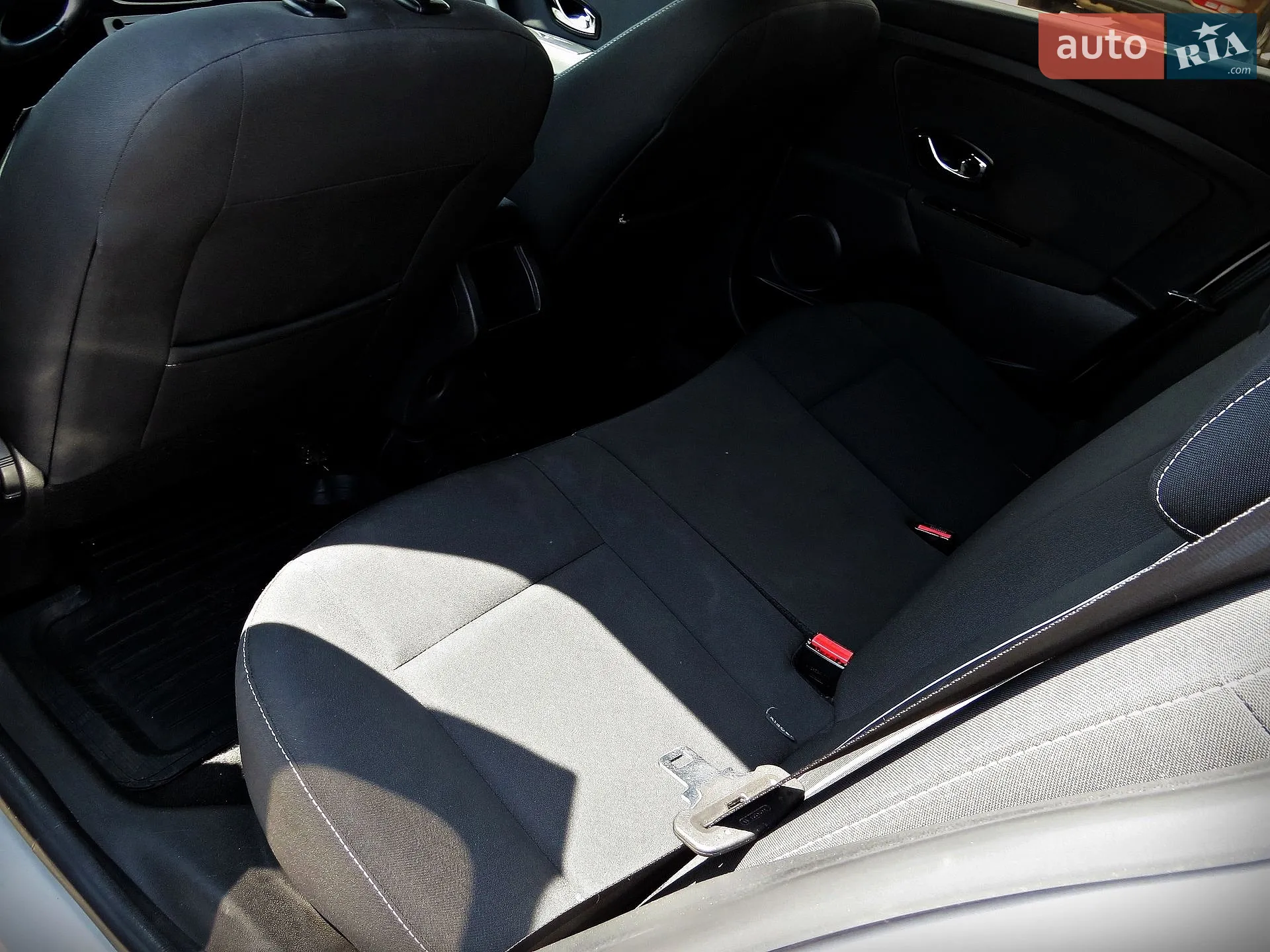2014 Renault Megane - мініатюра 13