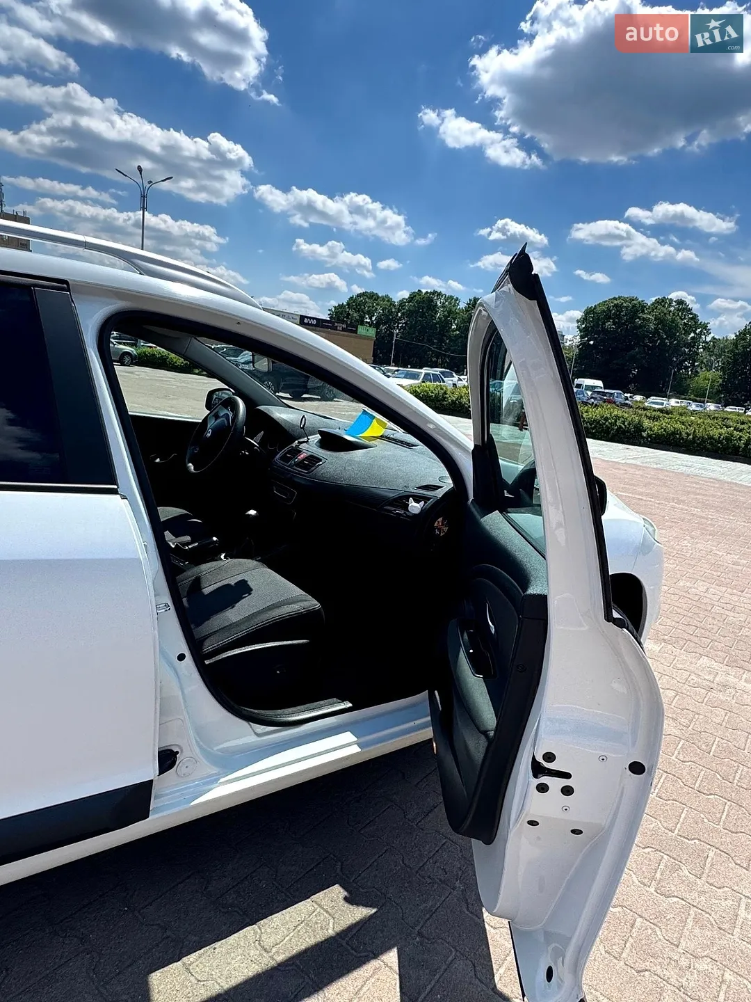 2011 Renault Megane - мініатюра 15