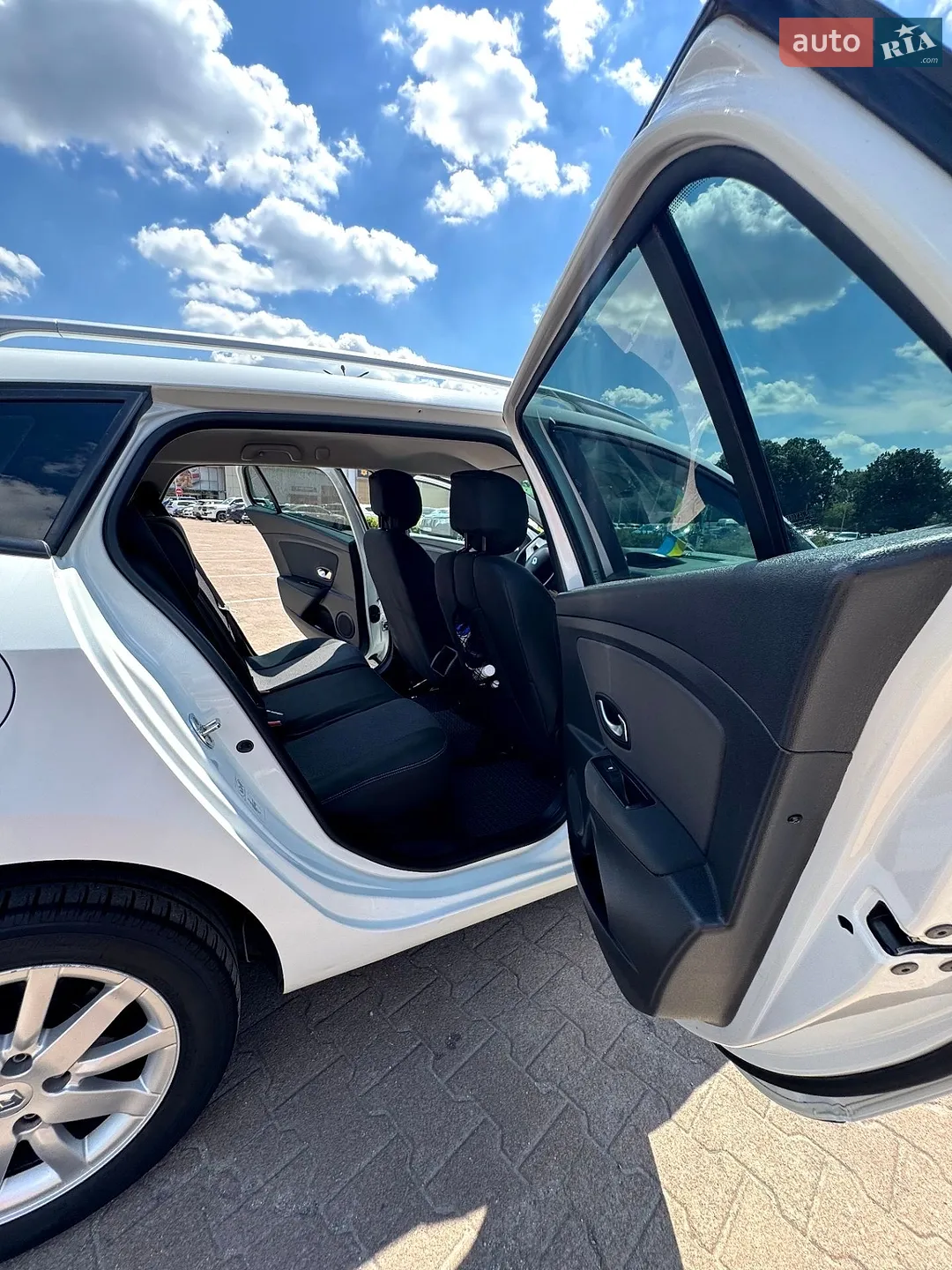 2011 Renault Megane - мініатюра 26