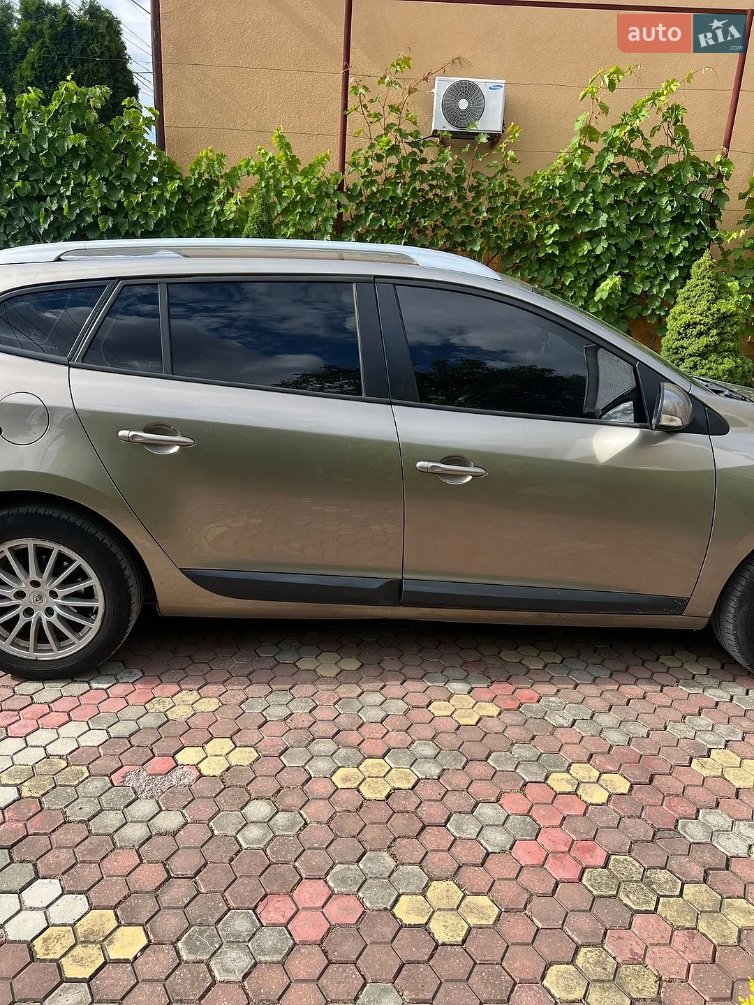 2011 Renault Megane - мініатюра 13