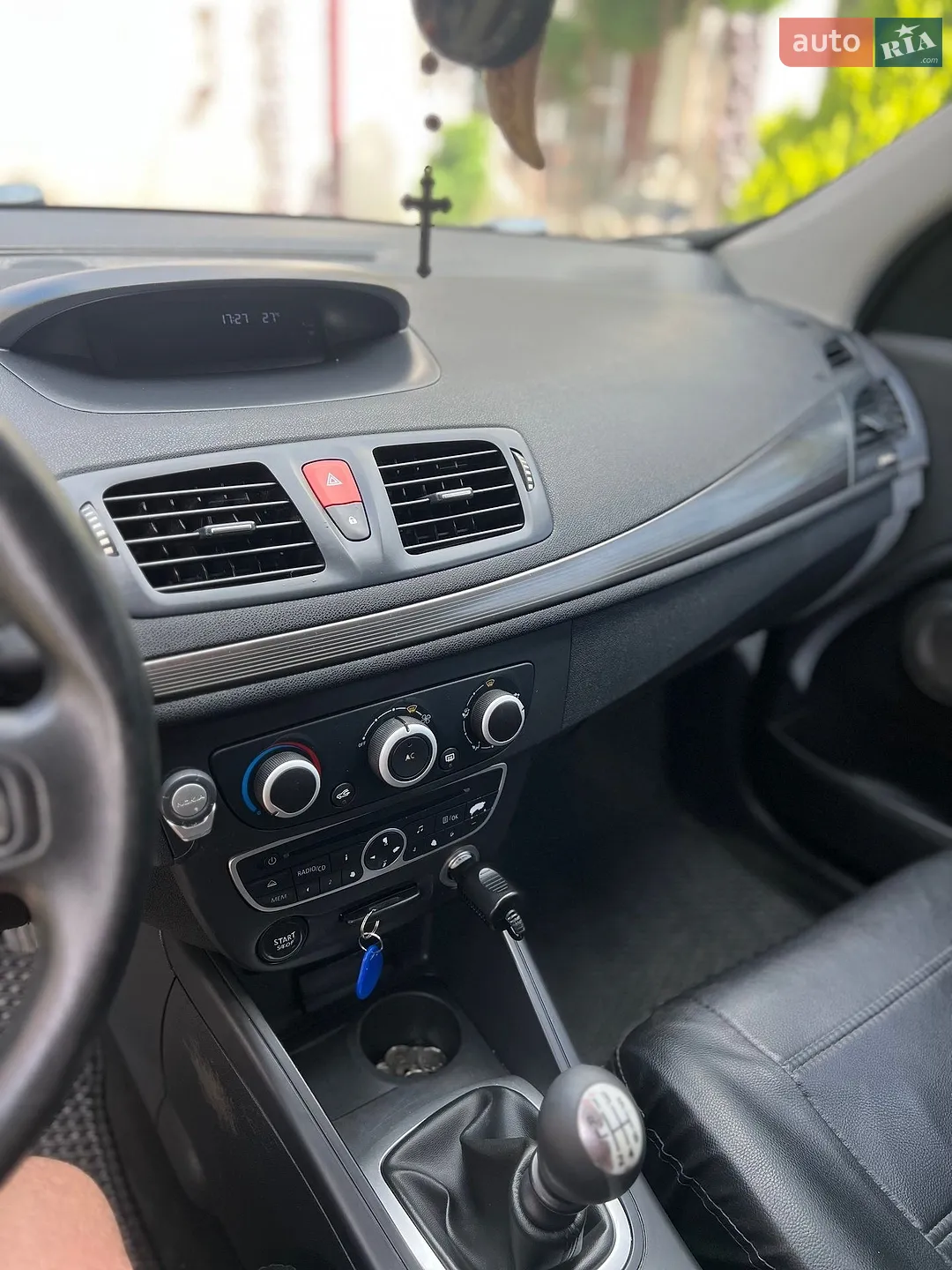 2011 Renault Megane - мініатюра 44