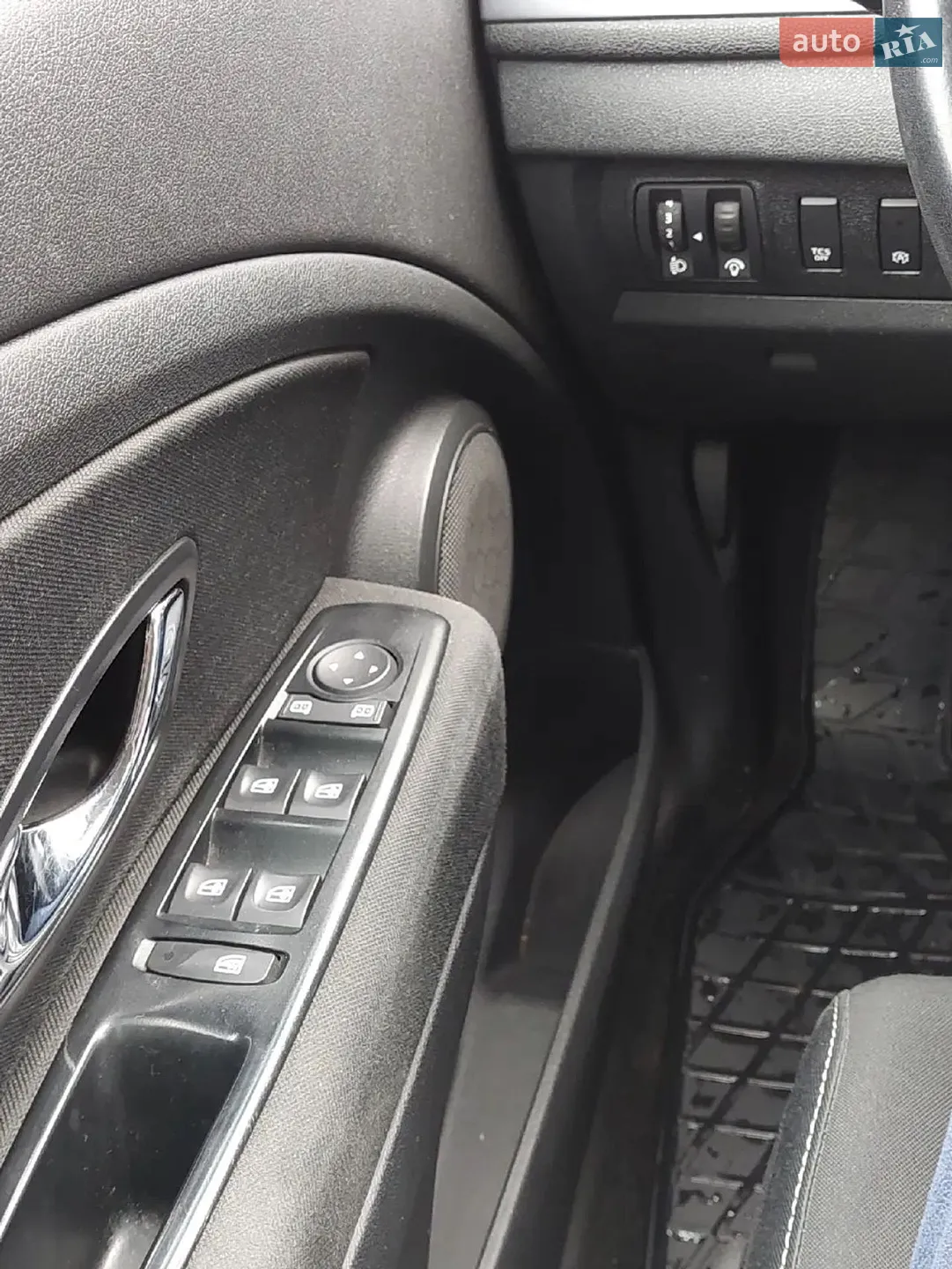 2014 Renault Megane - мініатюра 22