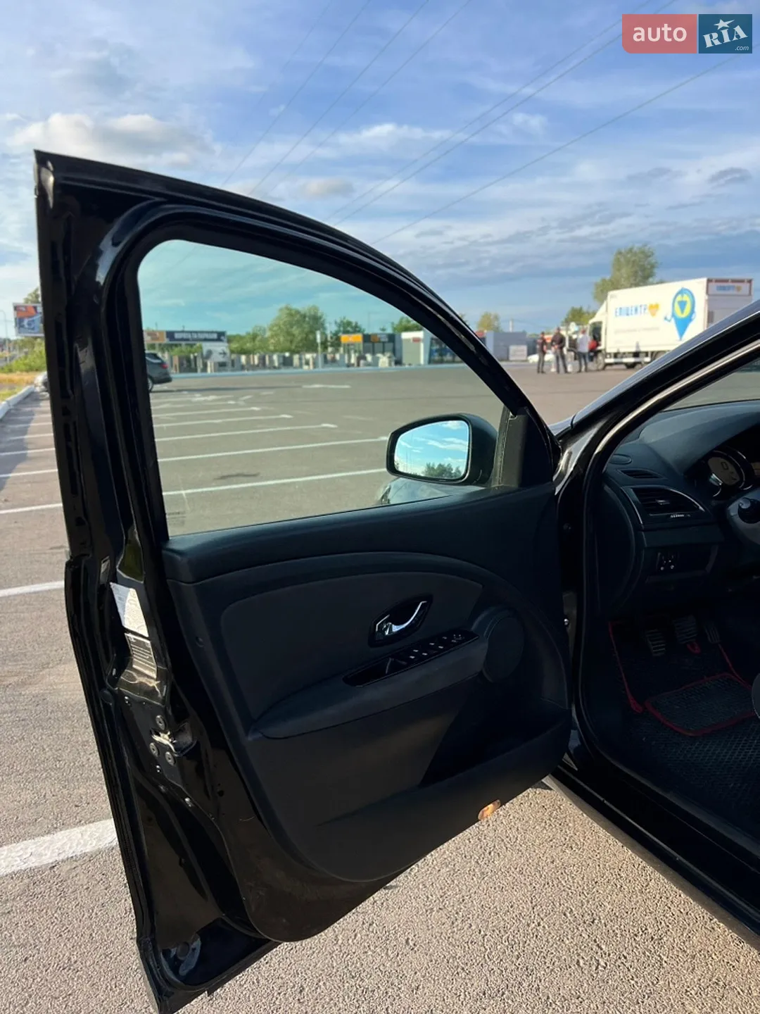 2012 Renault Megane - мініатюра 23