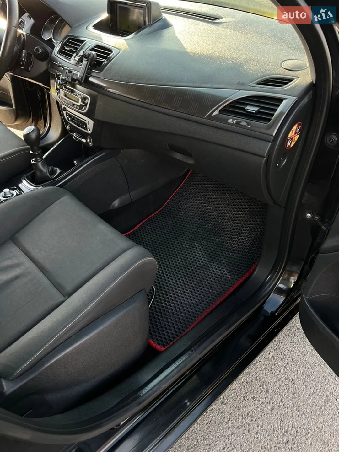 2012 Renault Megane - мініатюра 32
