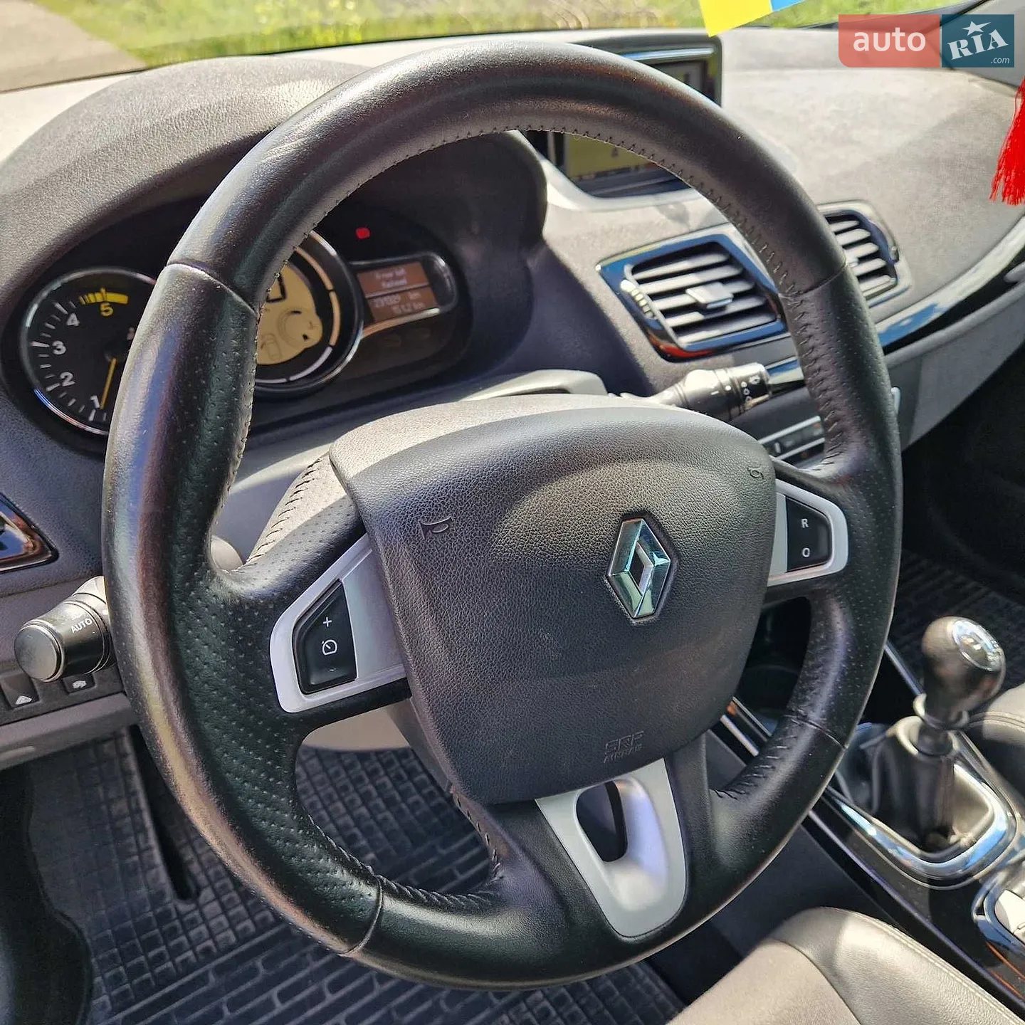 2012 Renault Megane - мініатюра 12