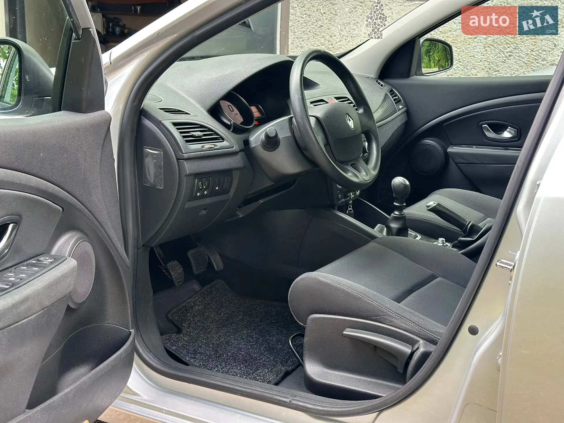 2011 Renault Megane - мініатюра 23