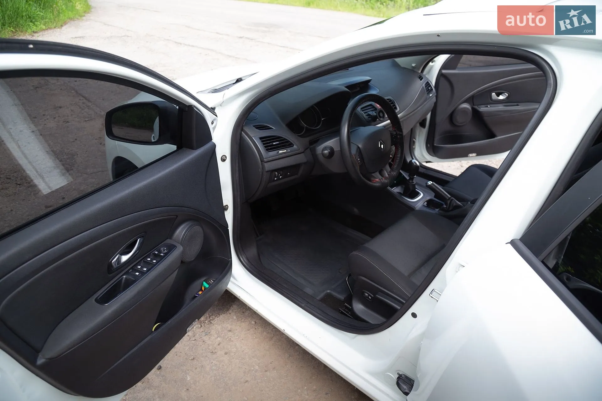 2010 Renault Megane - мініатюра 20