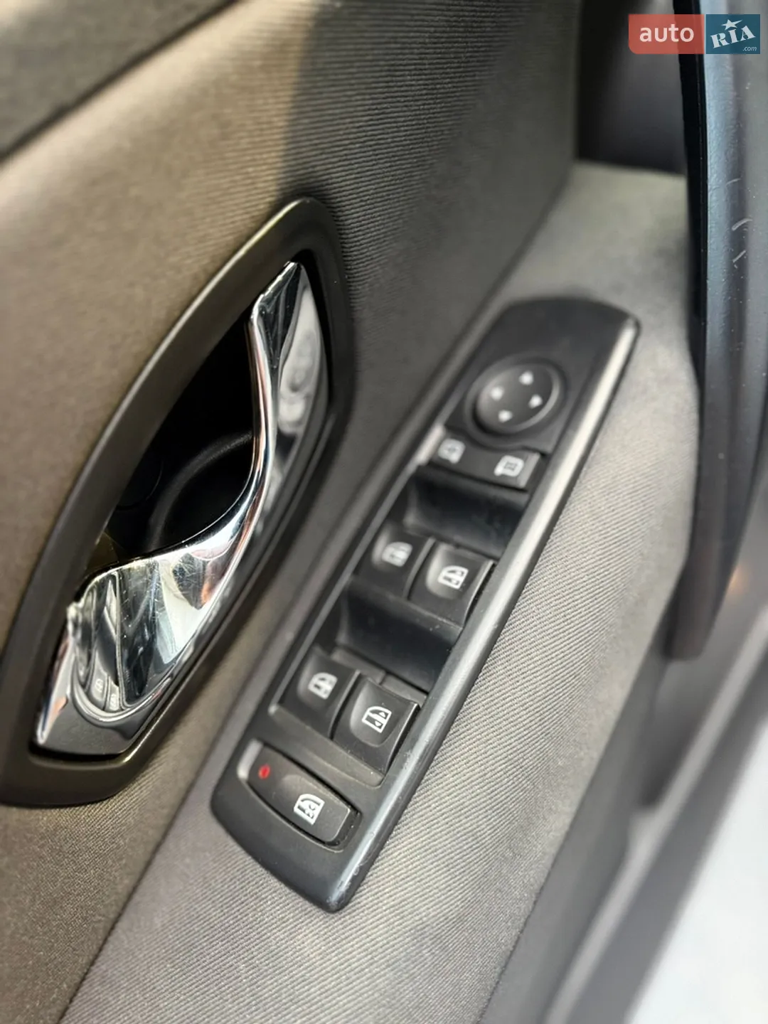 2014 Renault Megane - мініатюра 24