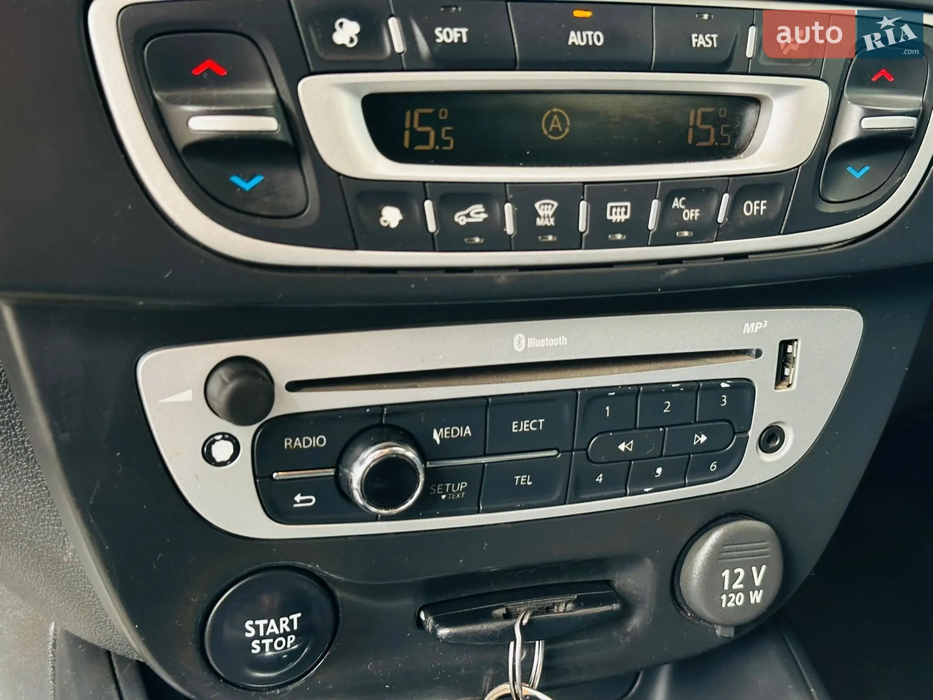 2013 Renault Megane - мініатюра 33
