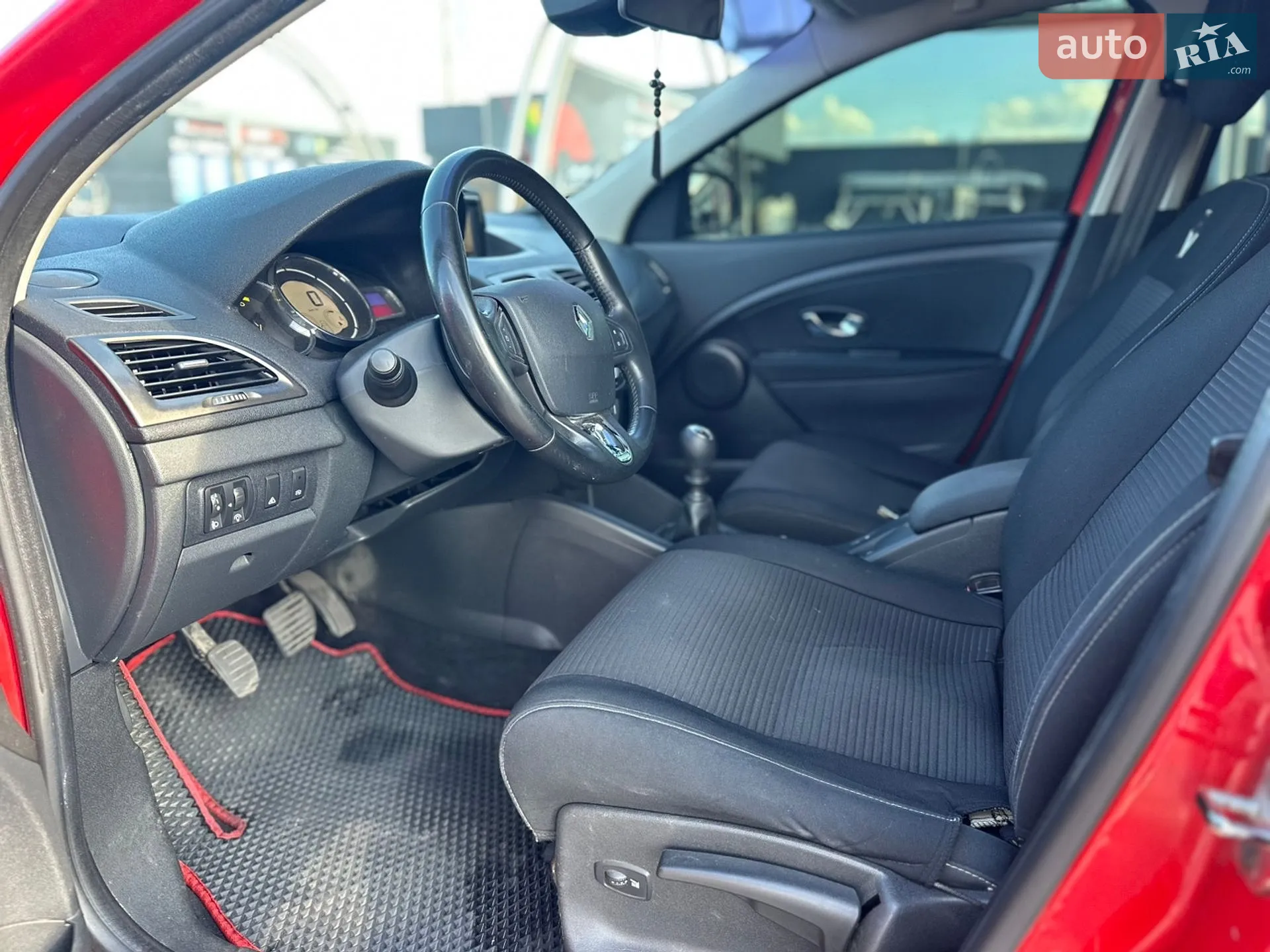 2013 Renault Megane - мініатюра 11