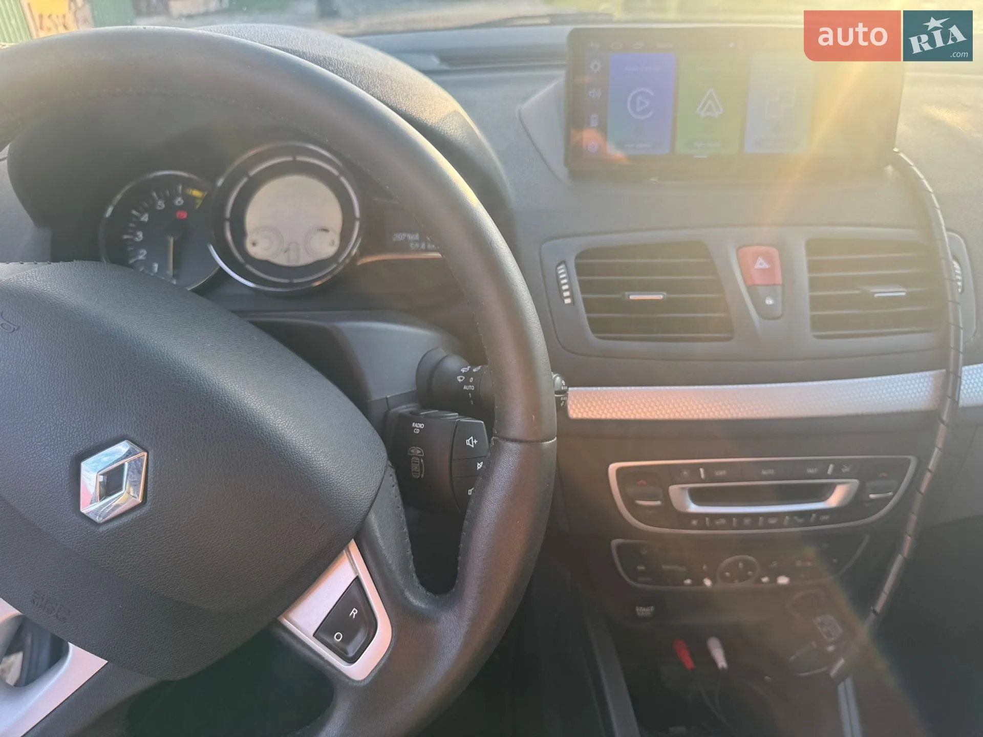 2011 Renault Megane - мініатюра 10