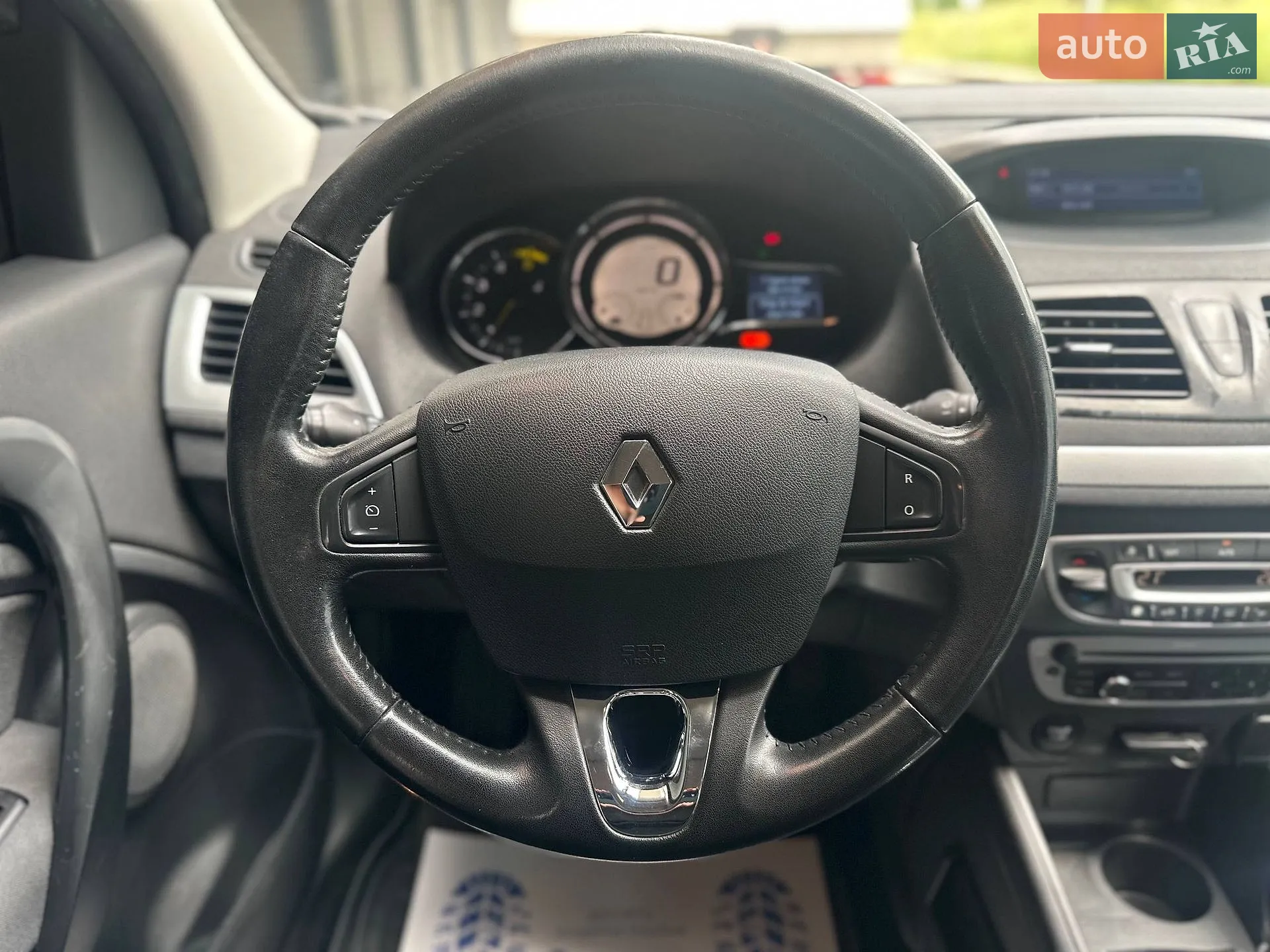 2014 Renault Megane - мініатюра 13