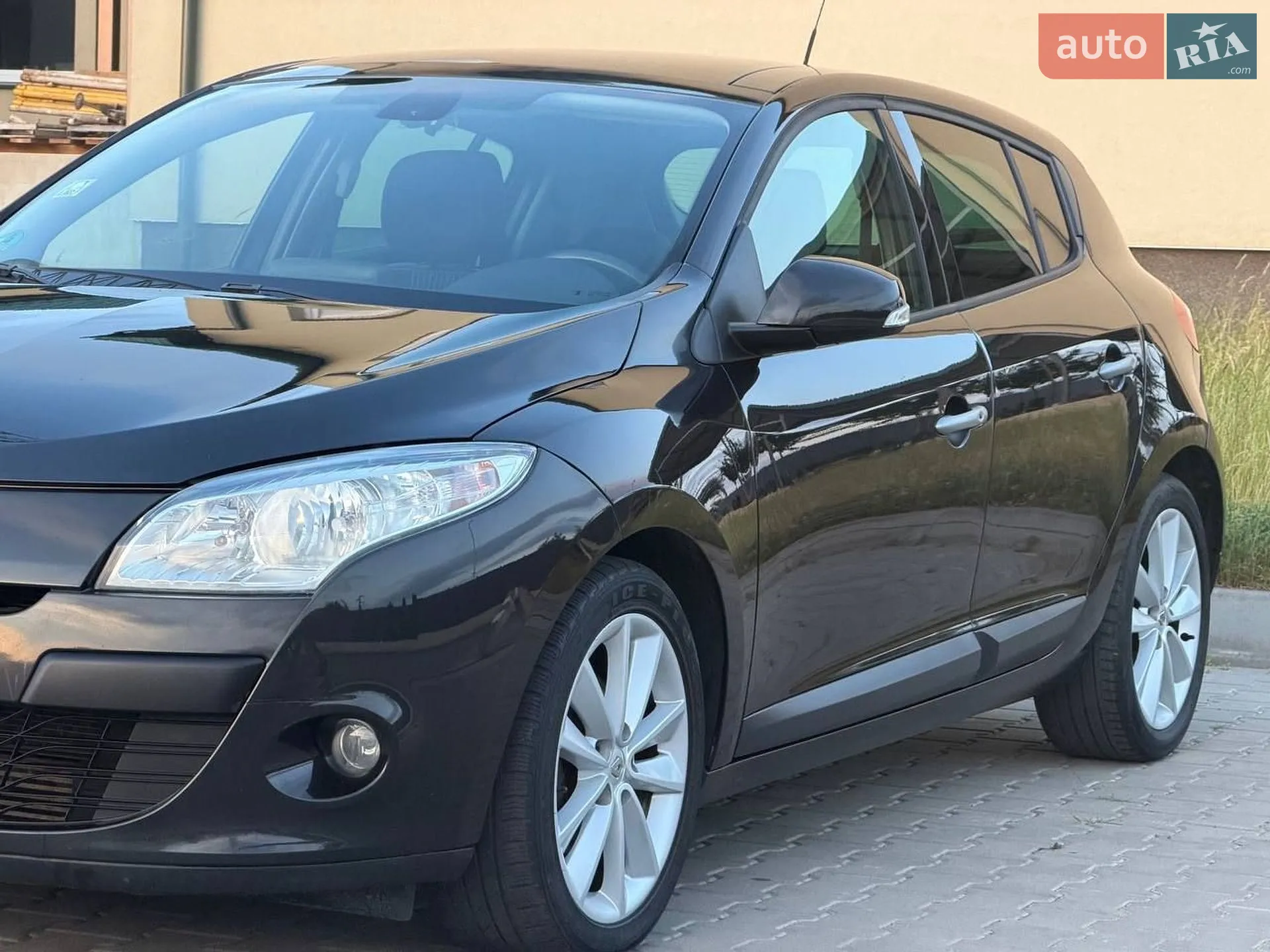 2010 Renault Megane - мініатюра 10