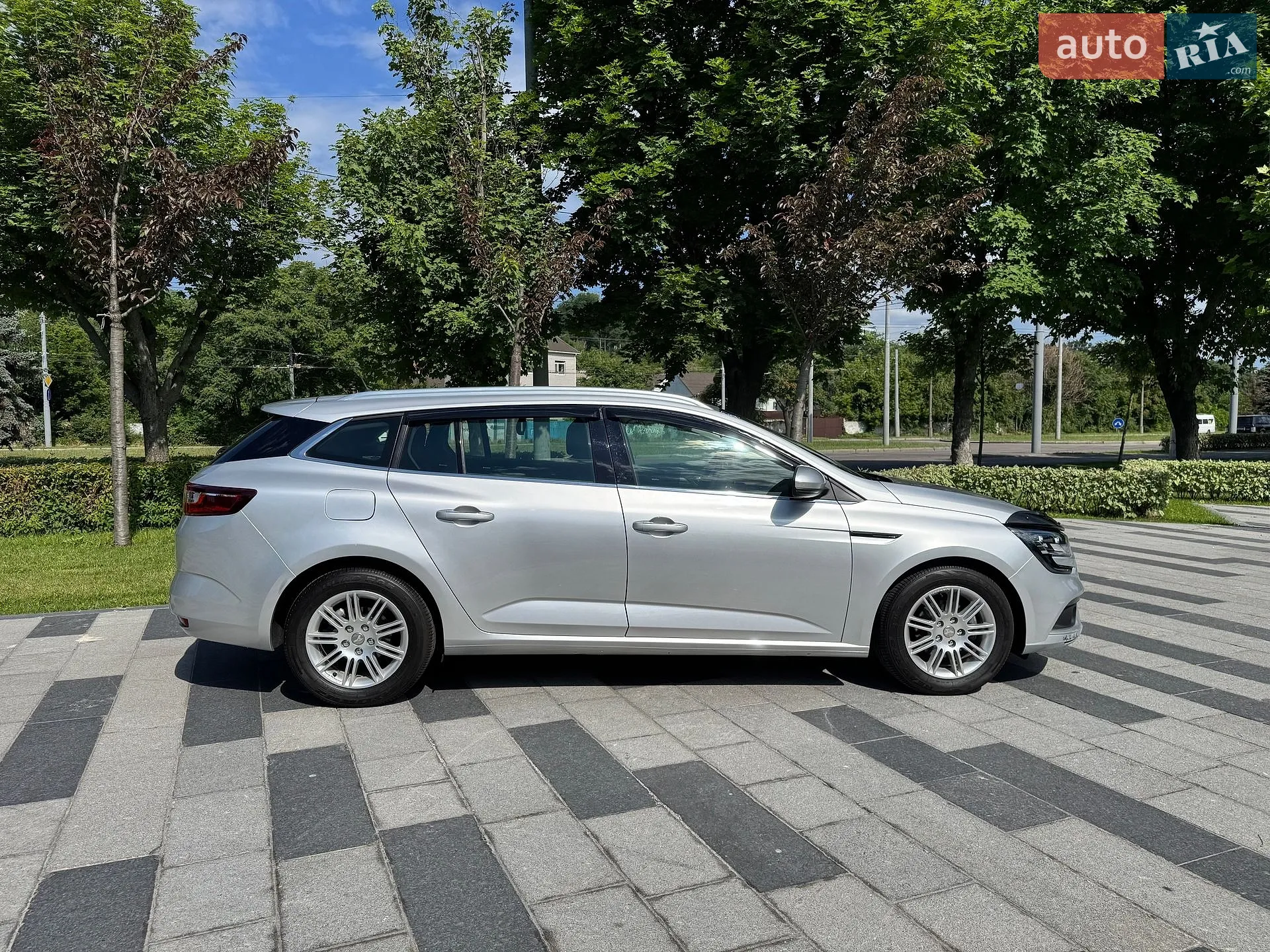 2018 Renault Megane - мініатюра 2