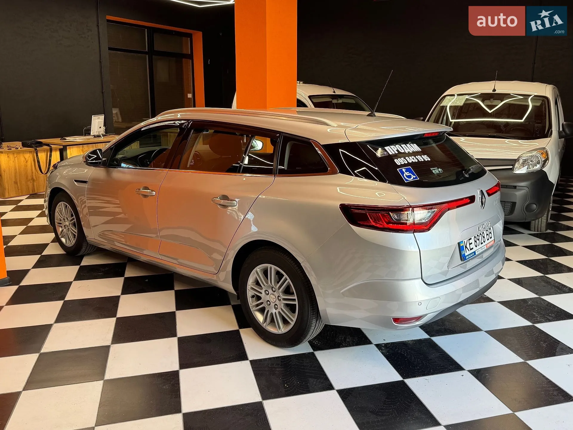 2018 Renault Megane - мініатюра 12